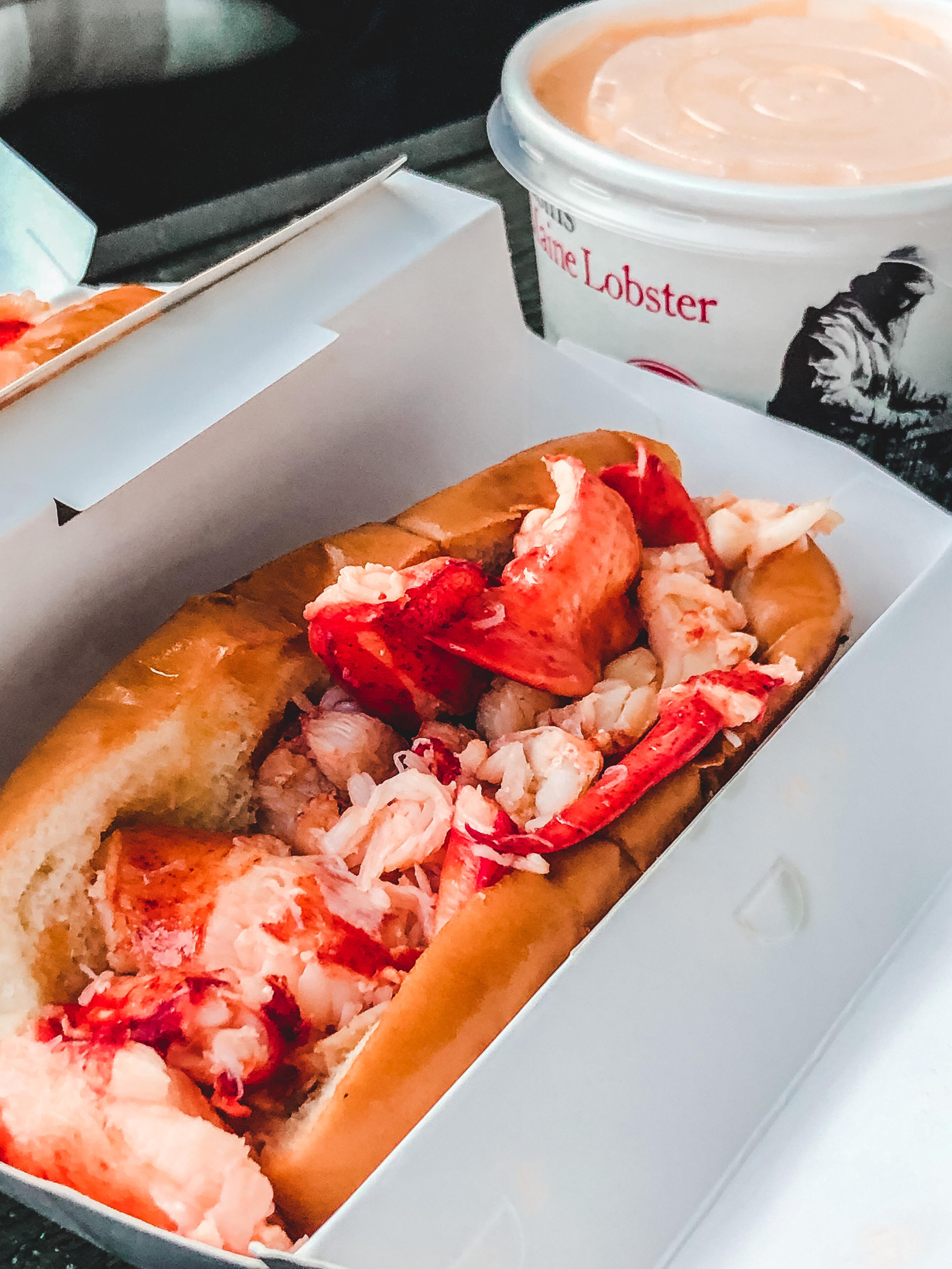 Cousins Maine Lobster food truck!!! r/FoodLosAngeles