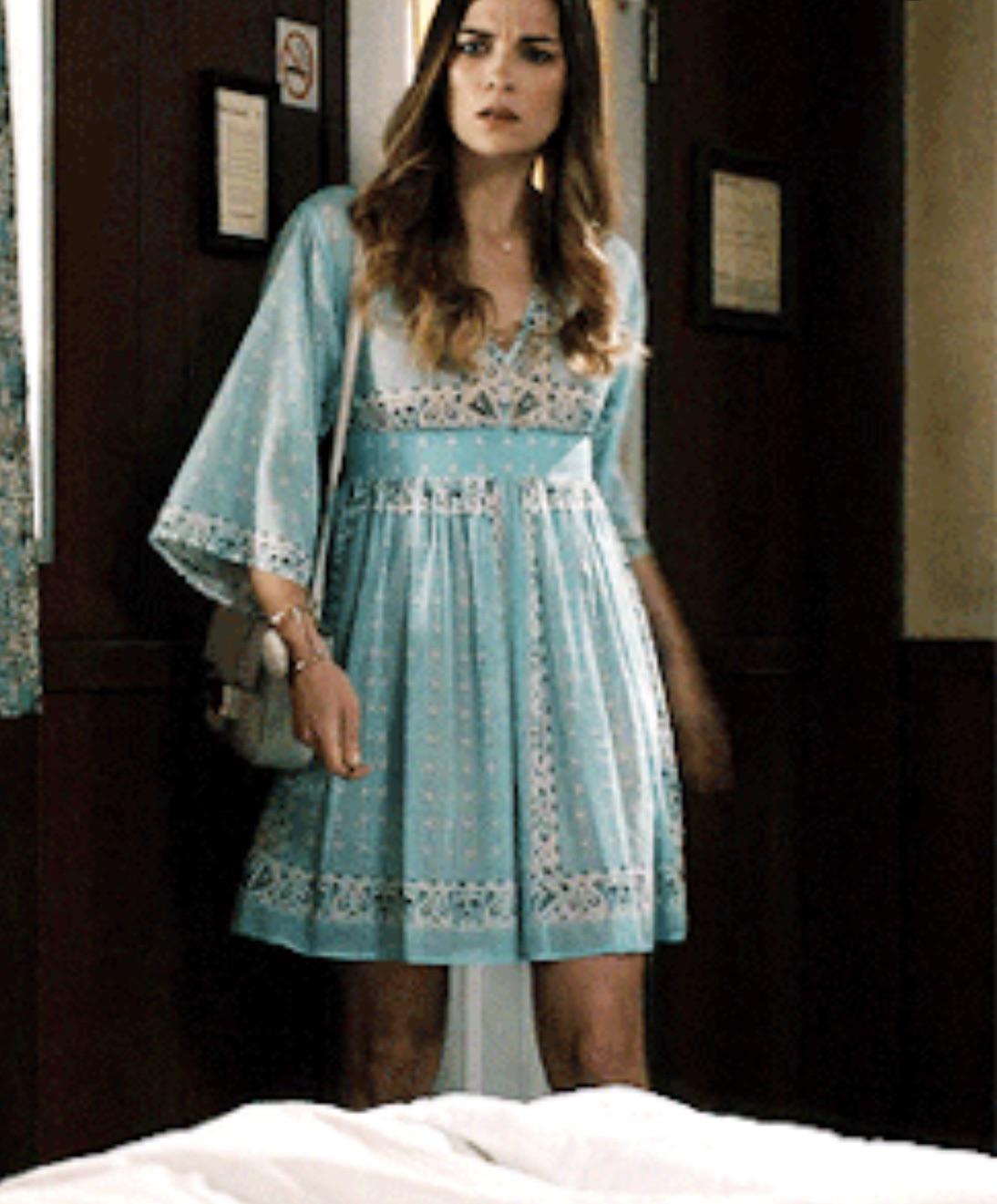 Alexis’s short blue paisley dress from Schitt’s Creek season 1 episode 6 r/findfashion