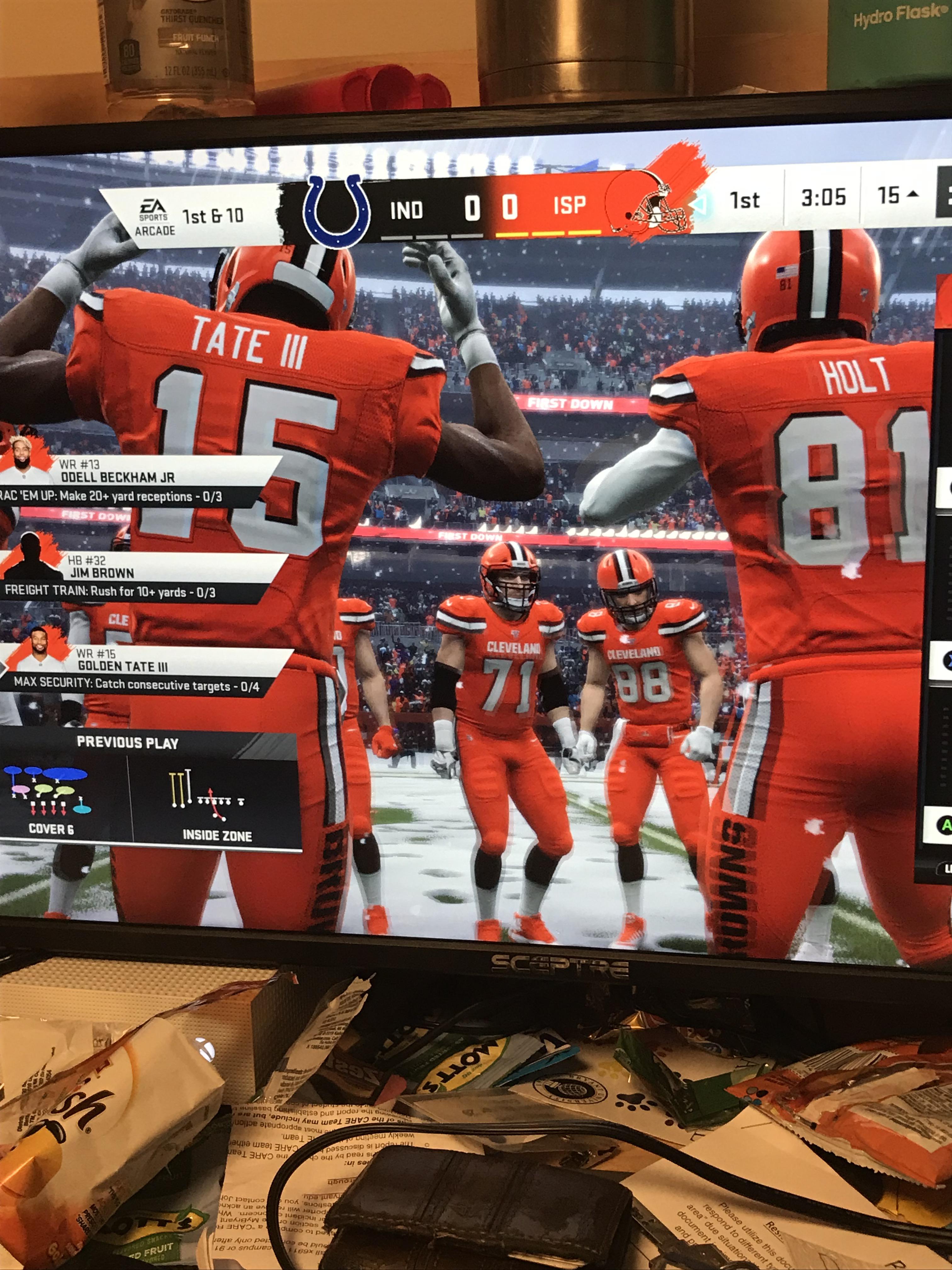 You can wear alternate jerseys. Go to creation center and put a jersey