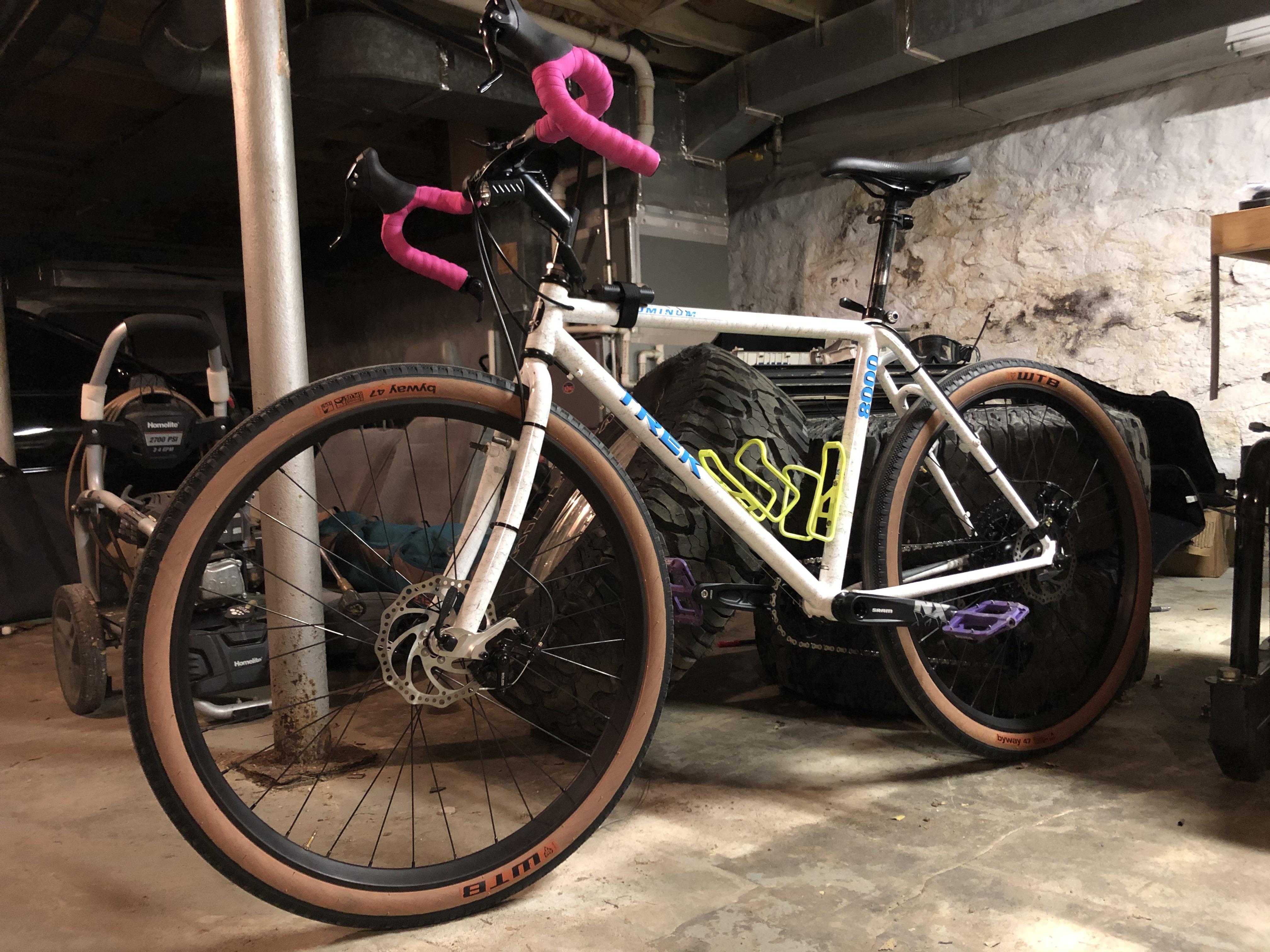 First x/gravel bike. Got lucky and found this 1991 trek 8000 at a