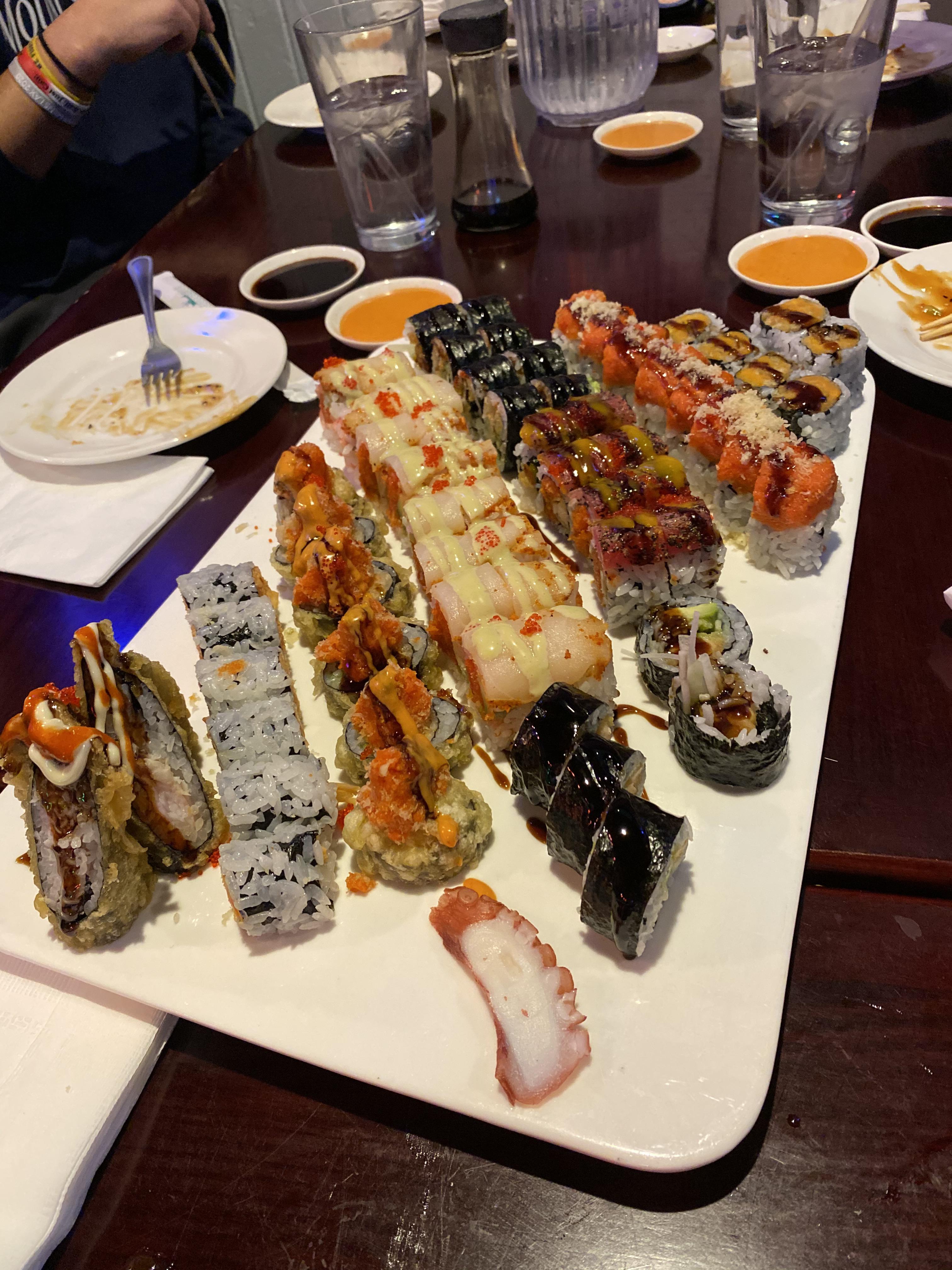 [I ate] unlimited sushi round 1 of ? r/food
