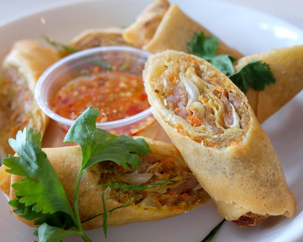 Pork & Cabbage Egg Rolls [pro chef] FoodPorn