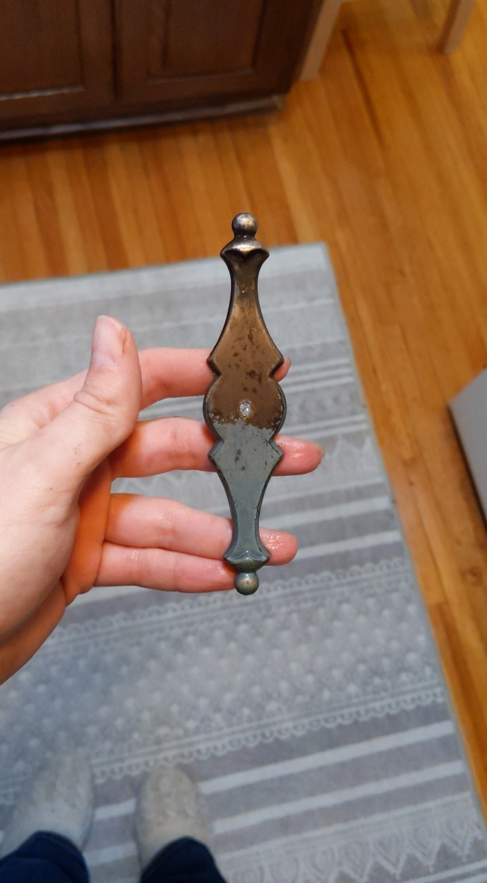 I'm replacing my kitchen hardware and thought I'd try cleaning