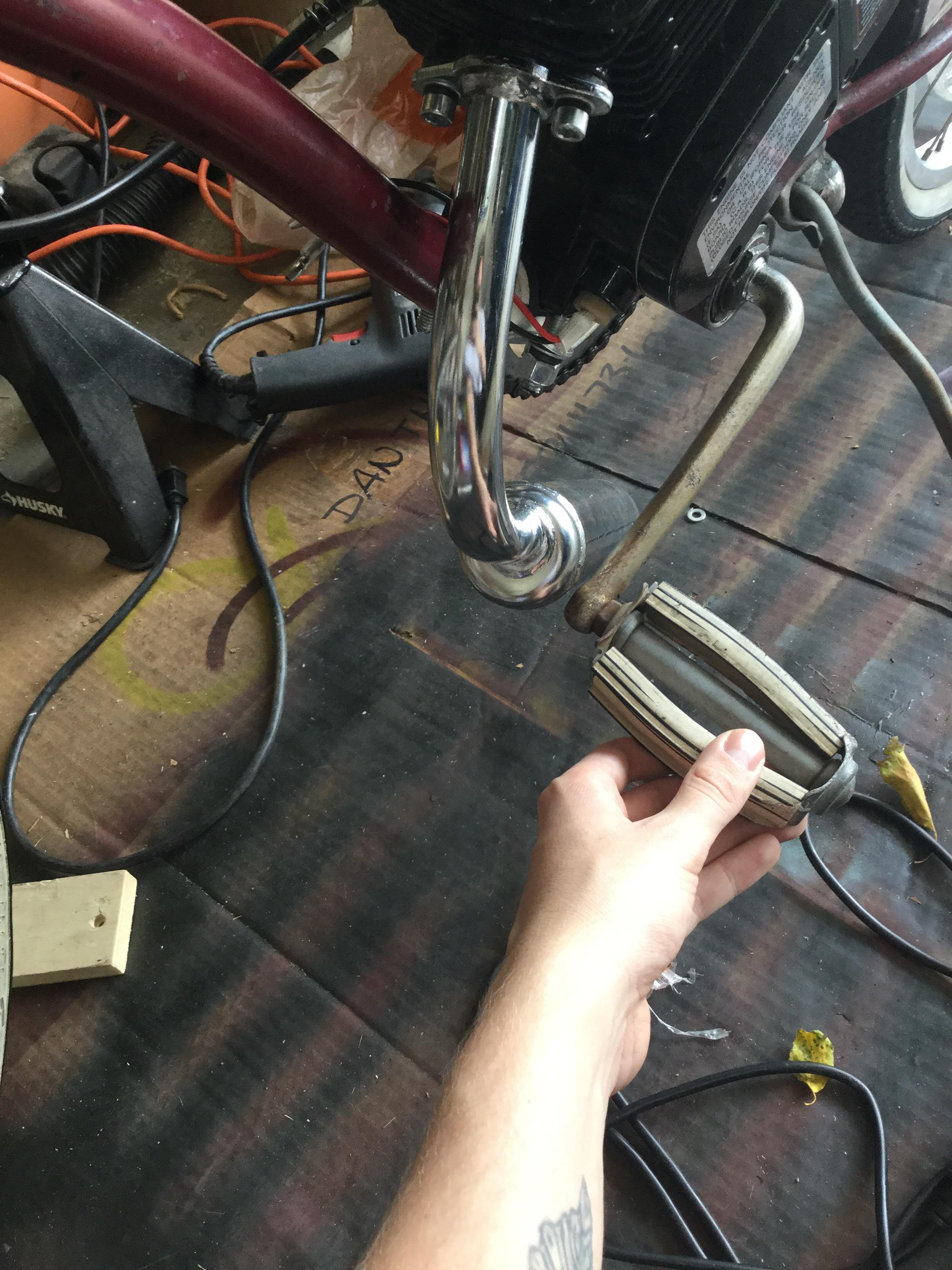 Does anyone have experience slightly bending exhaust pipes? This bike