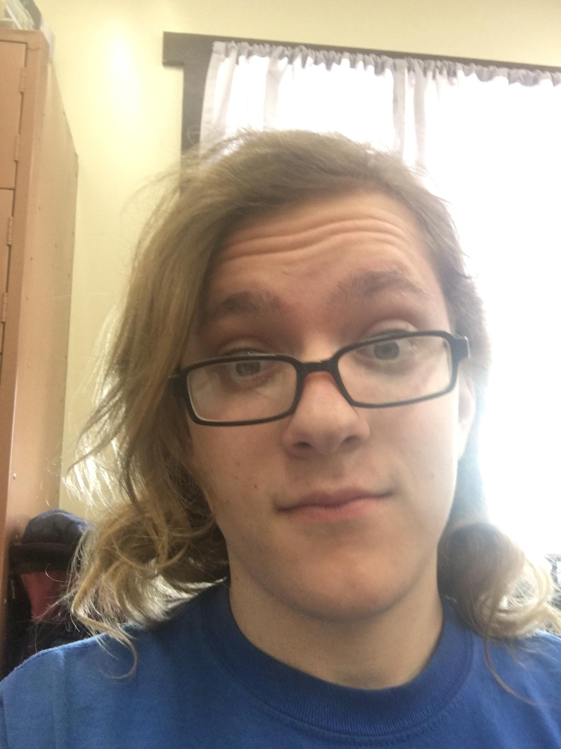 Getting a haircut tomorrow sick of having it long any suggestions? r