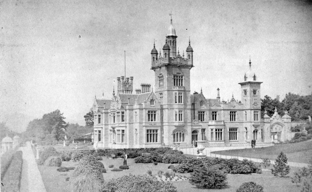 West Shandon (Robert Napier House), Helensburgh, Scotland. [1024 X 631