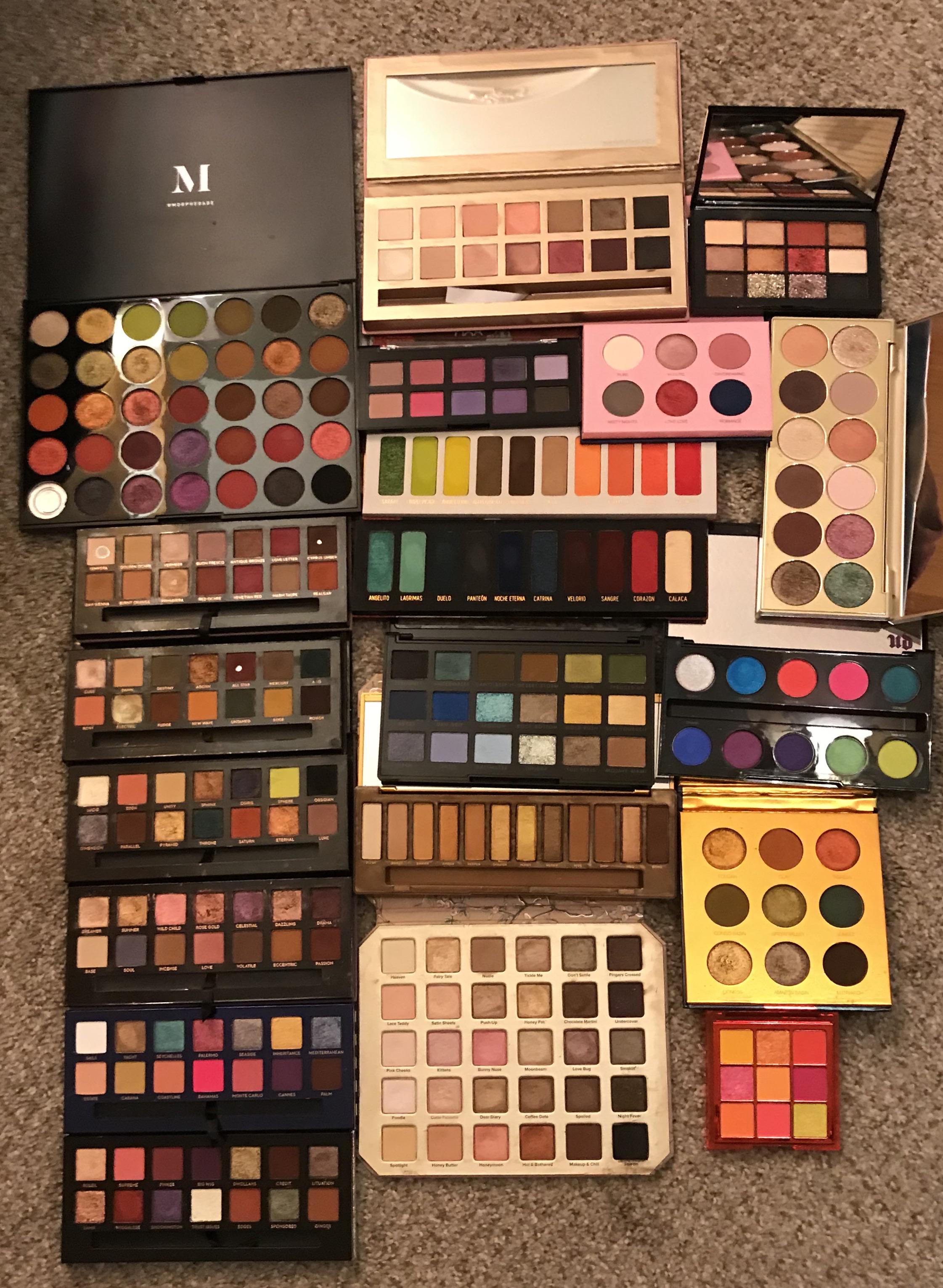 My eyeshadow palette collection OPENED 😊 r/makeupflatlays