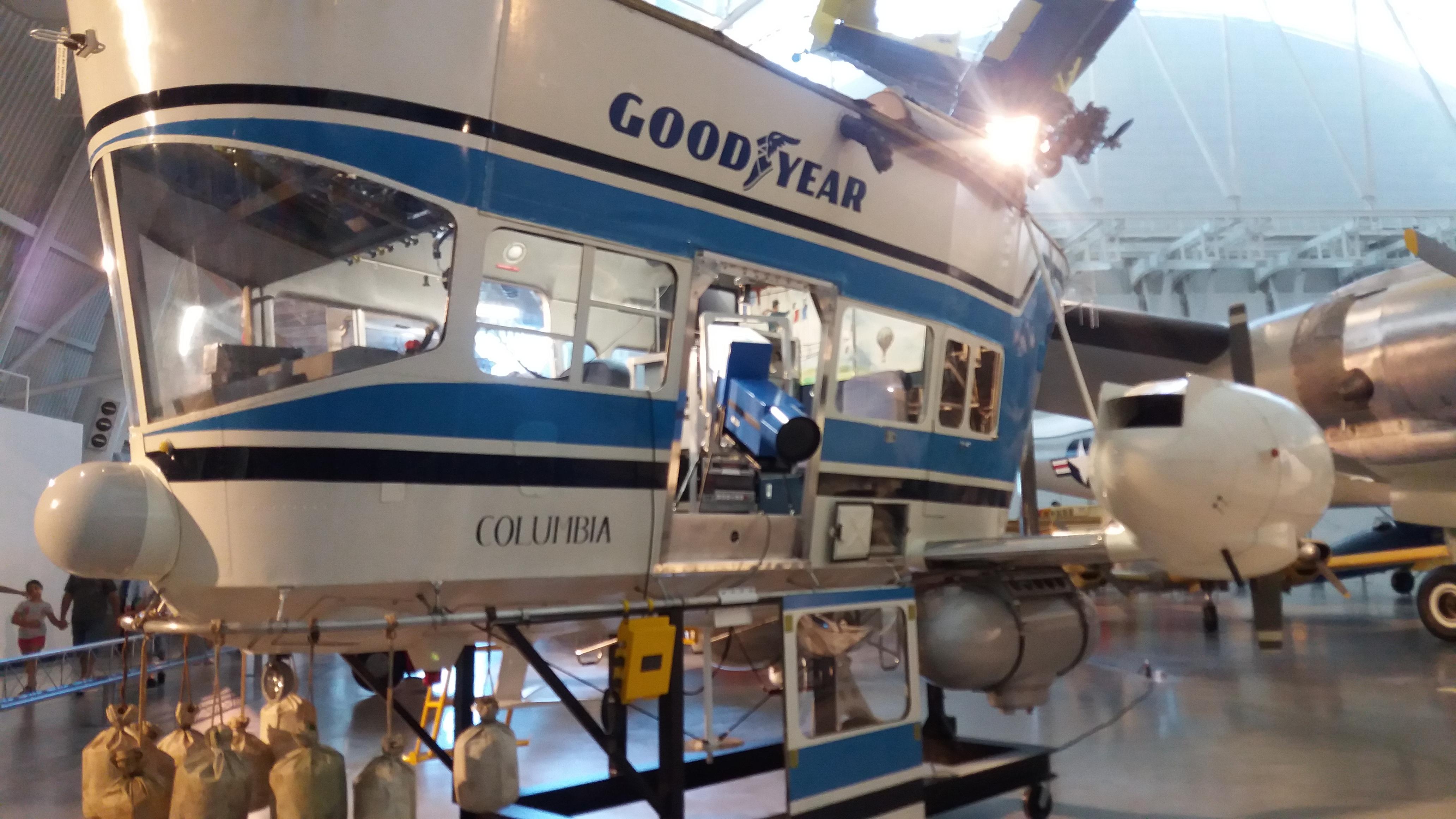 Air and Space Museum in Chantilly r/nova