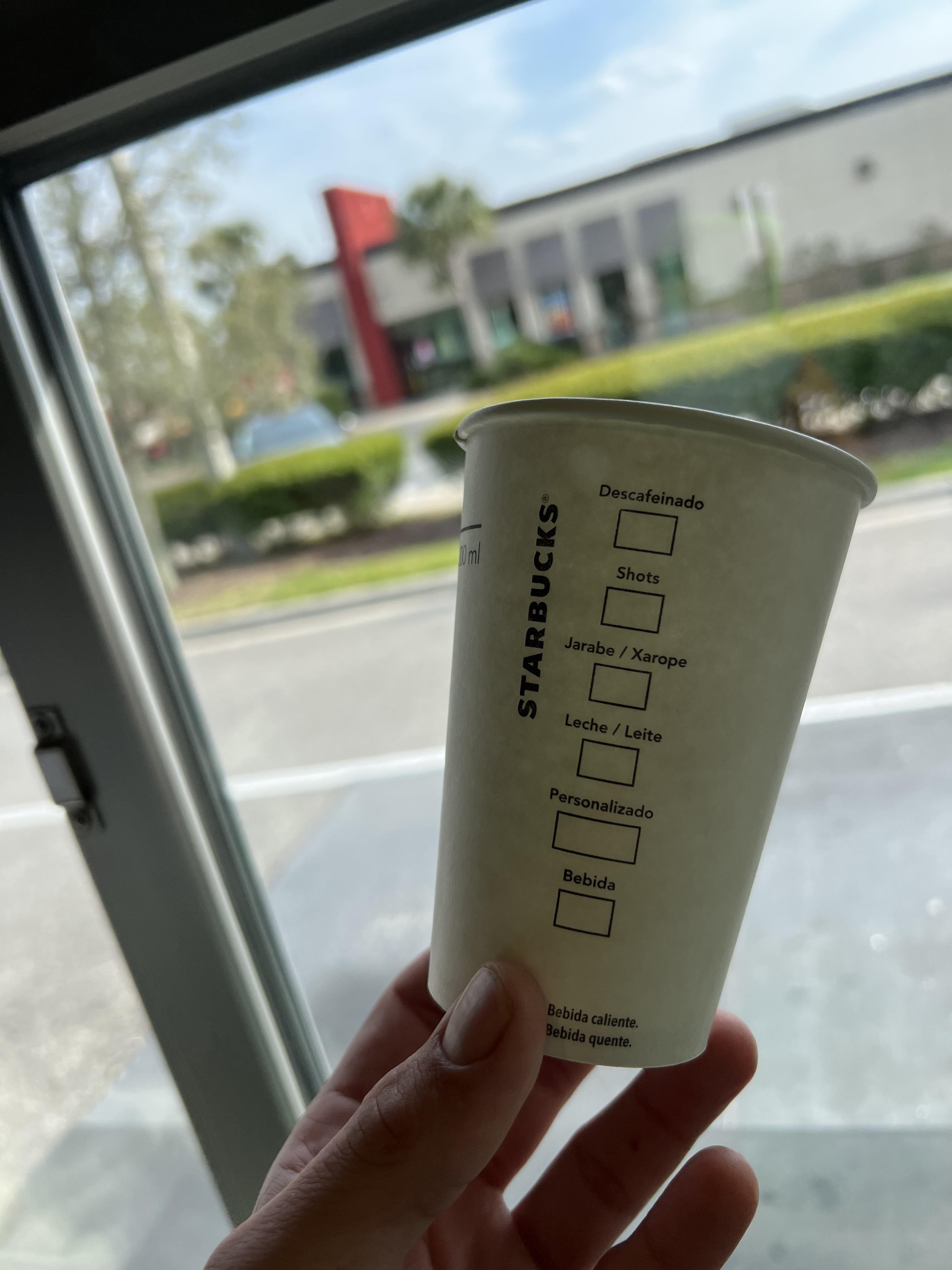 Why is this cup in Spanish ?? r/starbucksbaristas