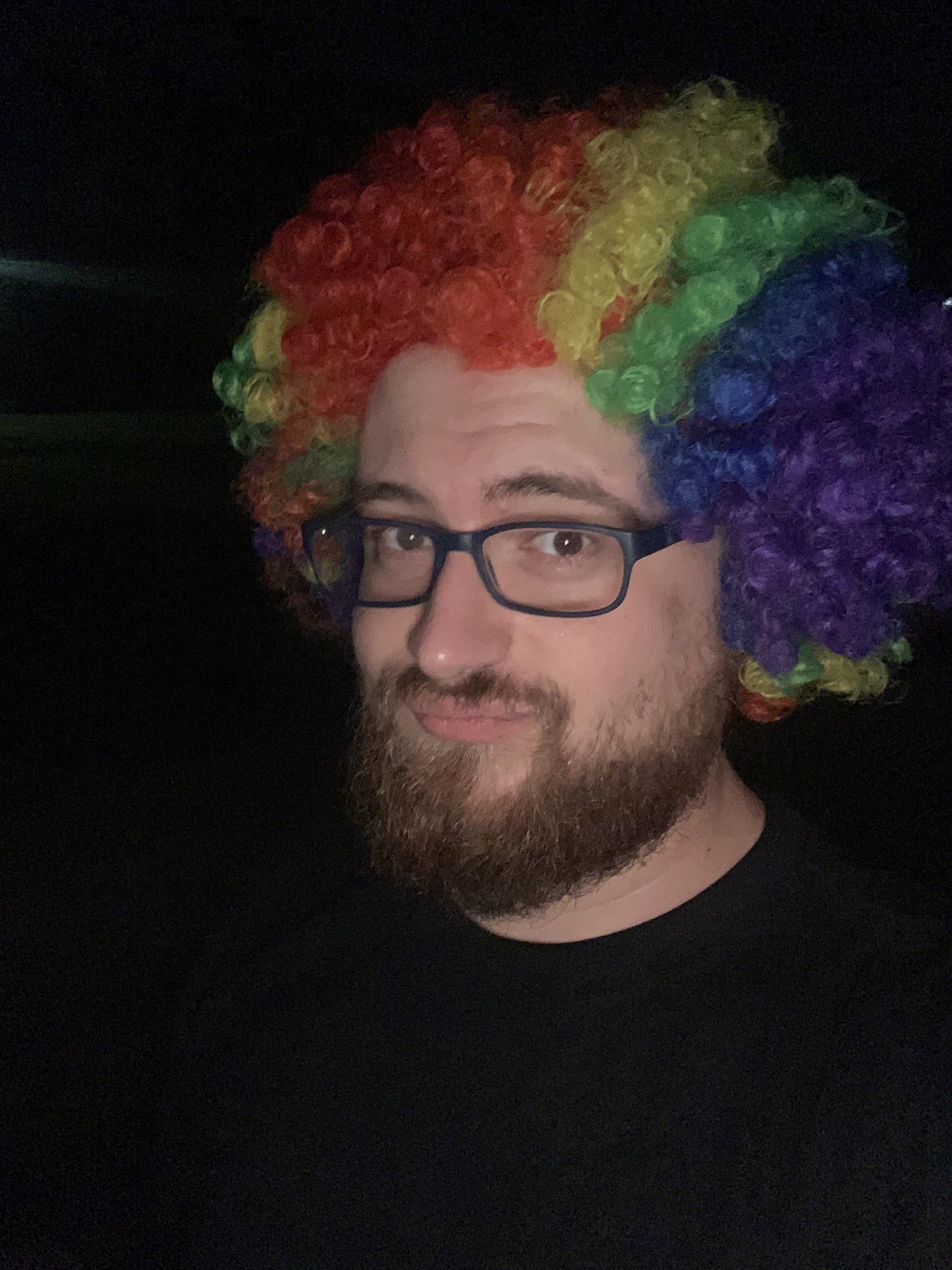 Do I look like a clown to you? r/gaybrosgonemild