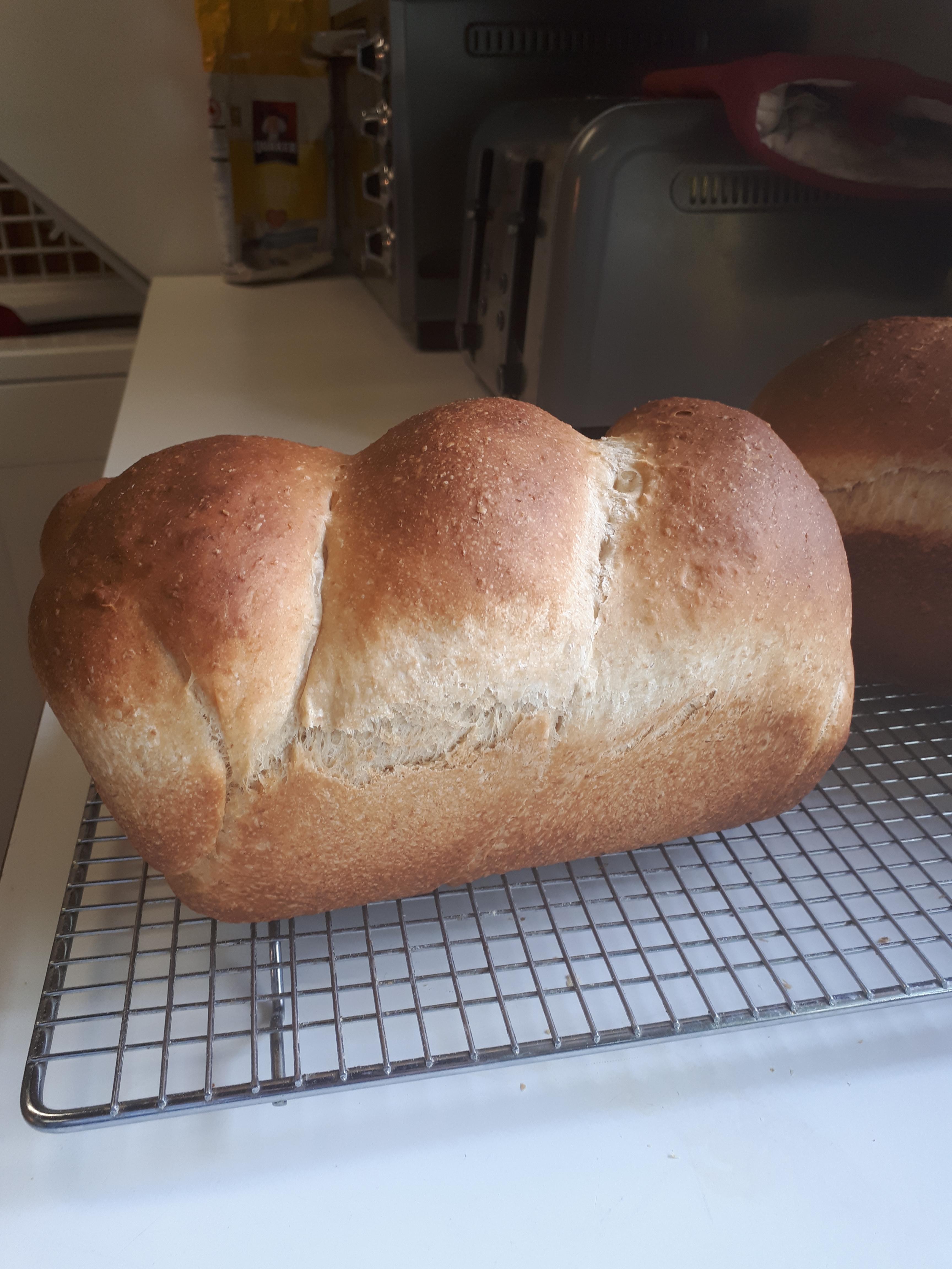 Oatmeal buttermilk bread is goto sandwich loaf r/Breadit