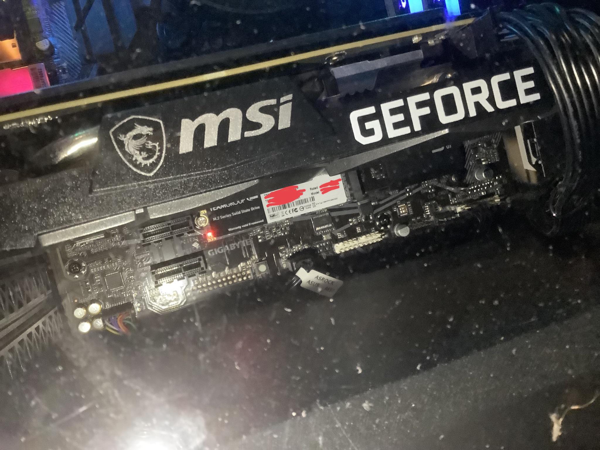 What does this red flashing light mean? r/PcBuild
