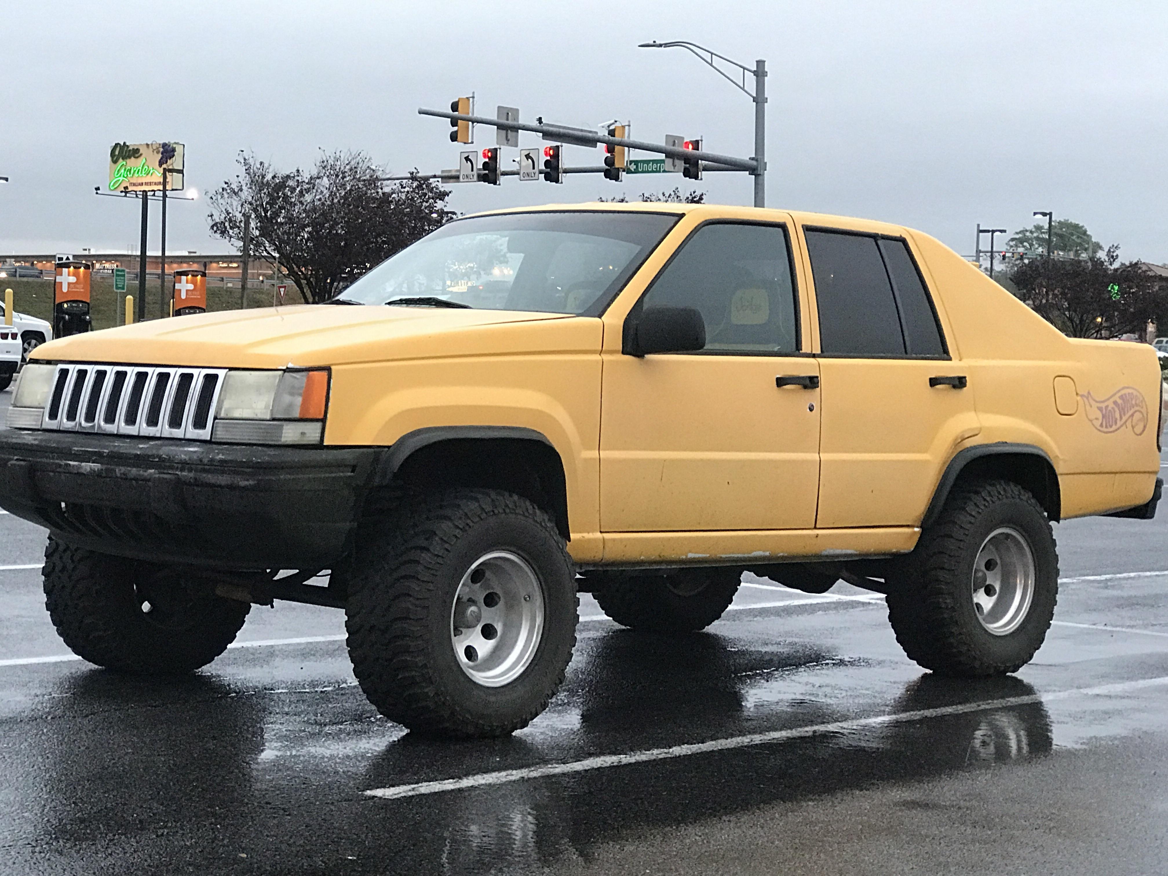 "Hot Wheels" WeirdWheels