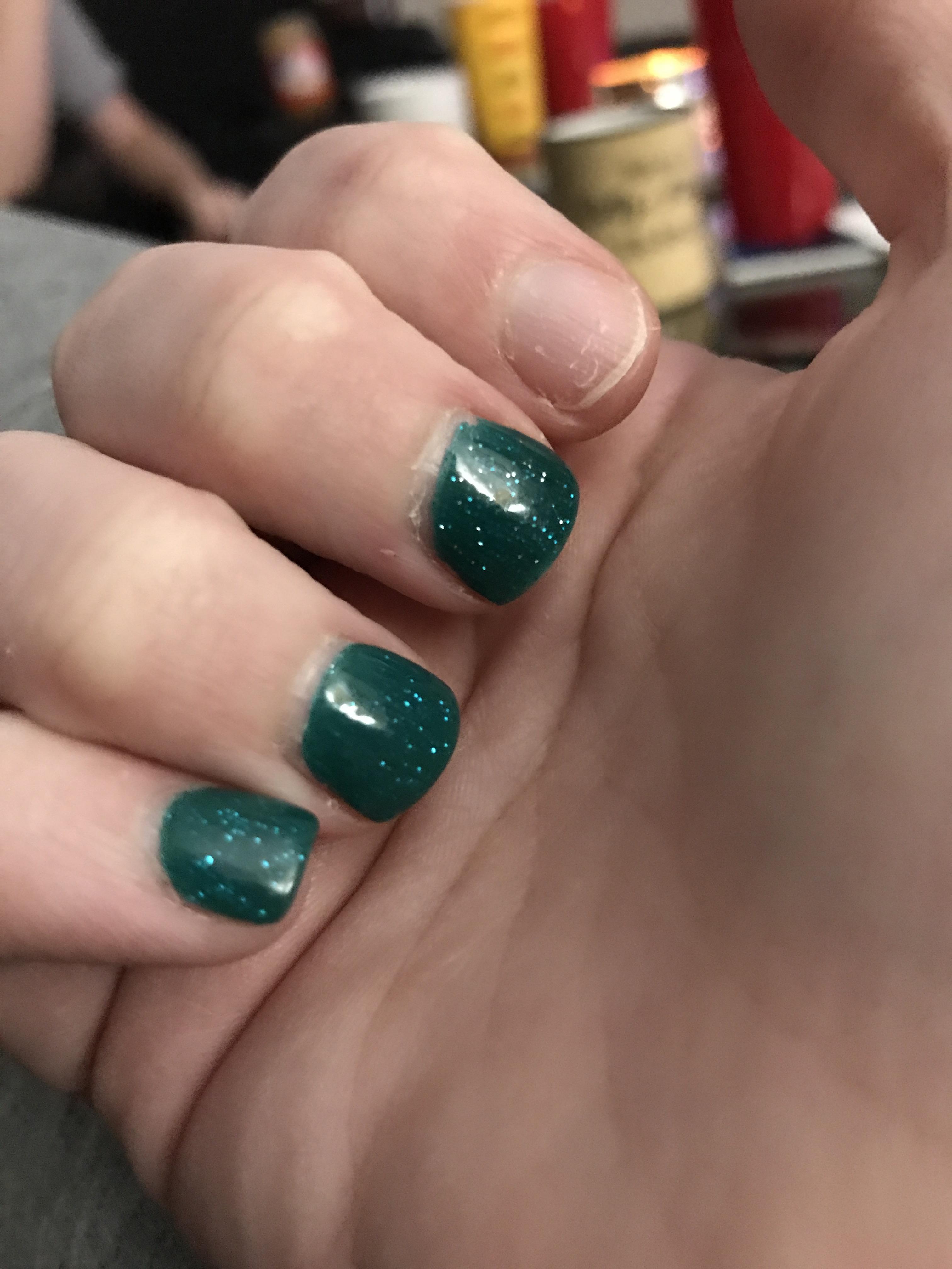 Off brand SNS Nail popped off in one week! I’ve had them last way