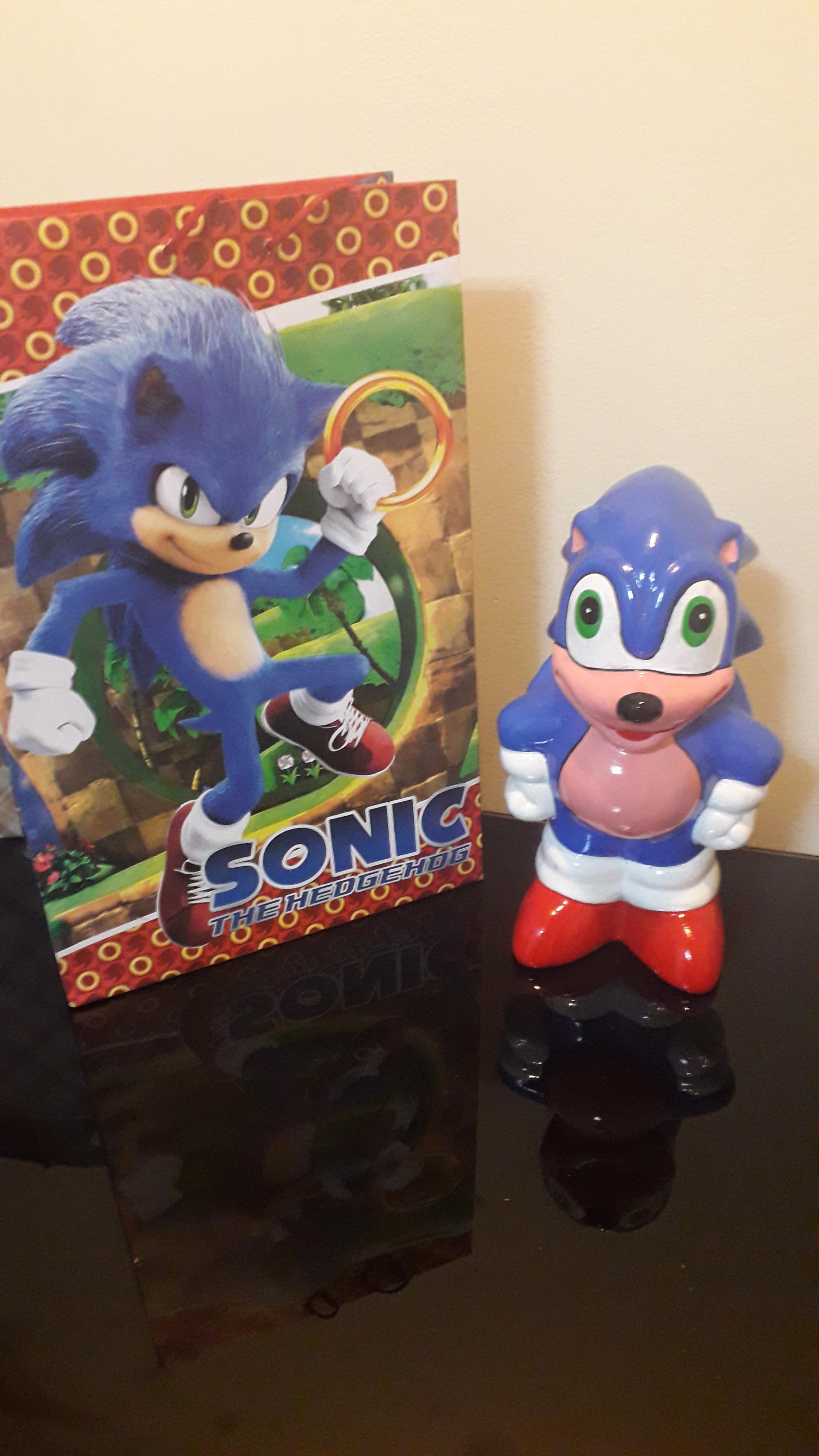 My brother gifted me a sonic piggy bank for my birthday, until now
