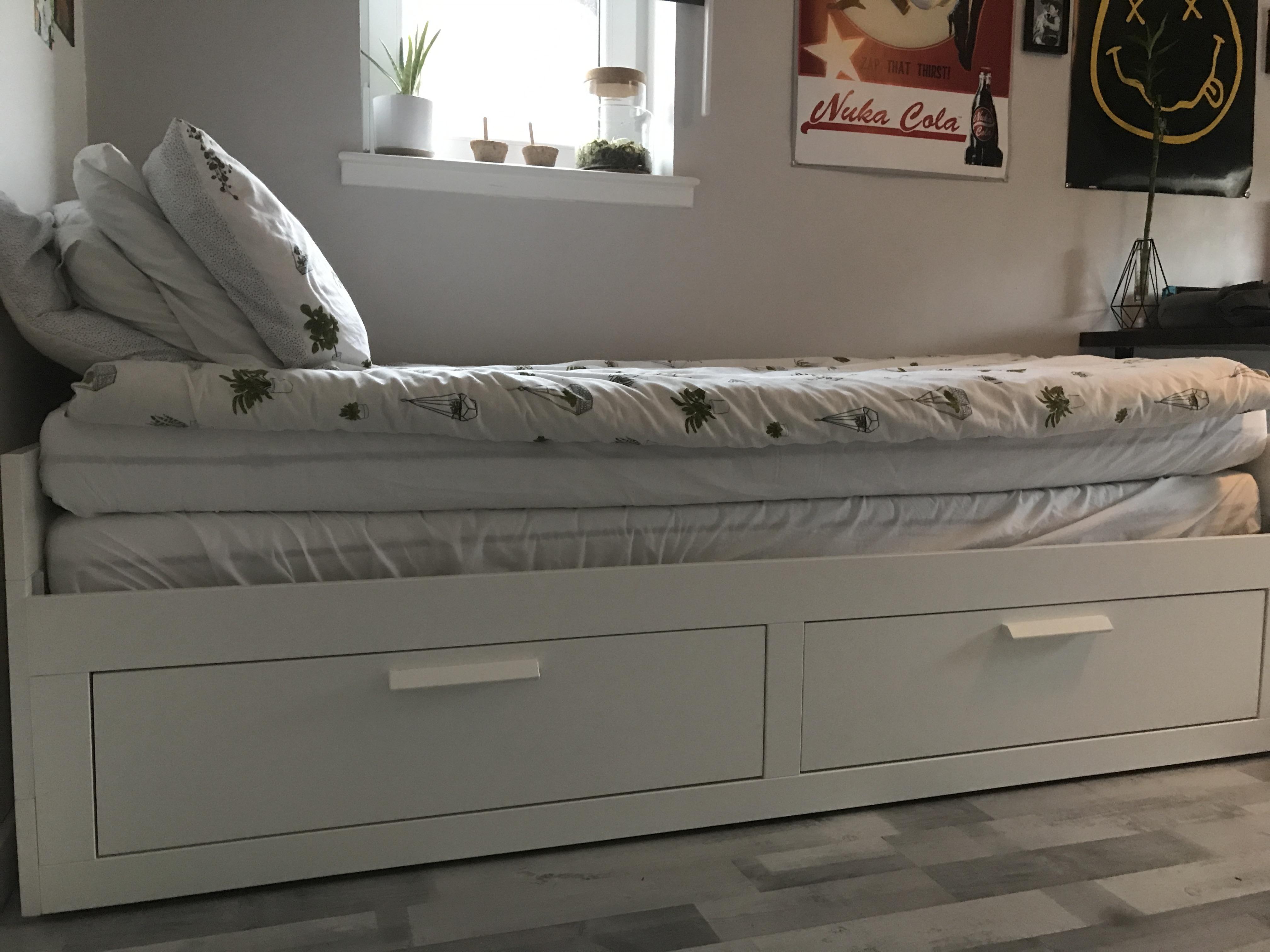 Brimnes pullout bed slabs rattle, any idea on how to silence it? I’ve tightened the frame and it