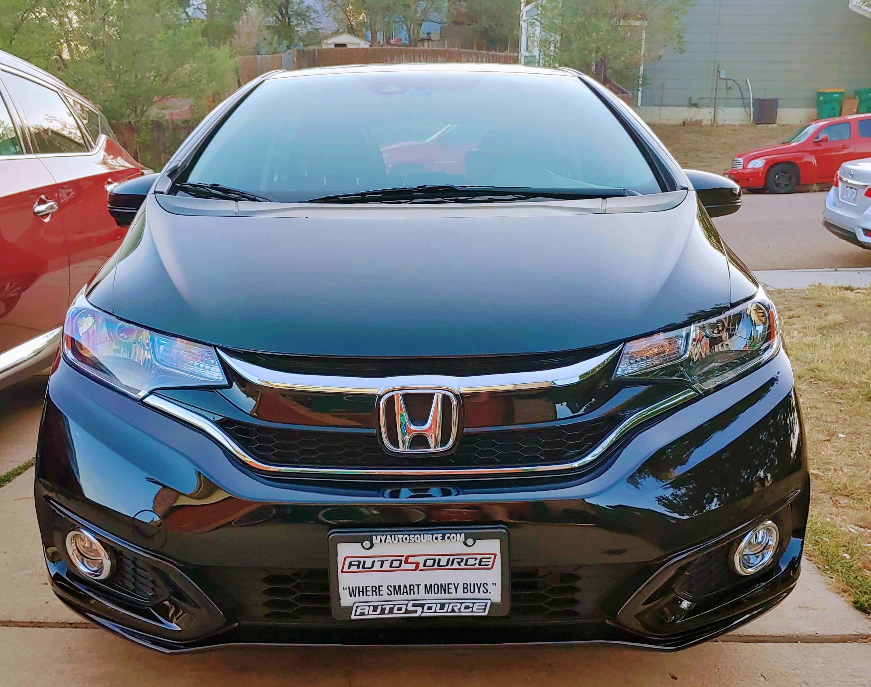 These Honda Fits look pretty mean from the front... r/hondafit