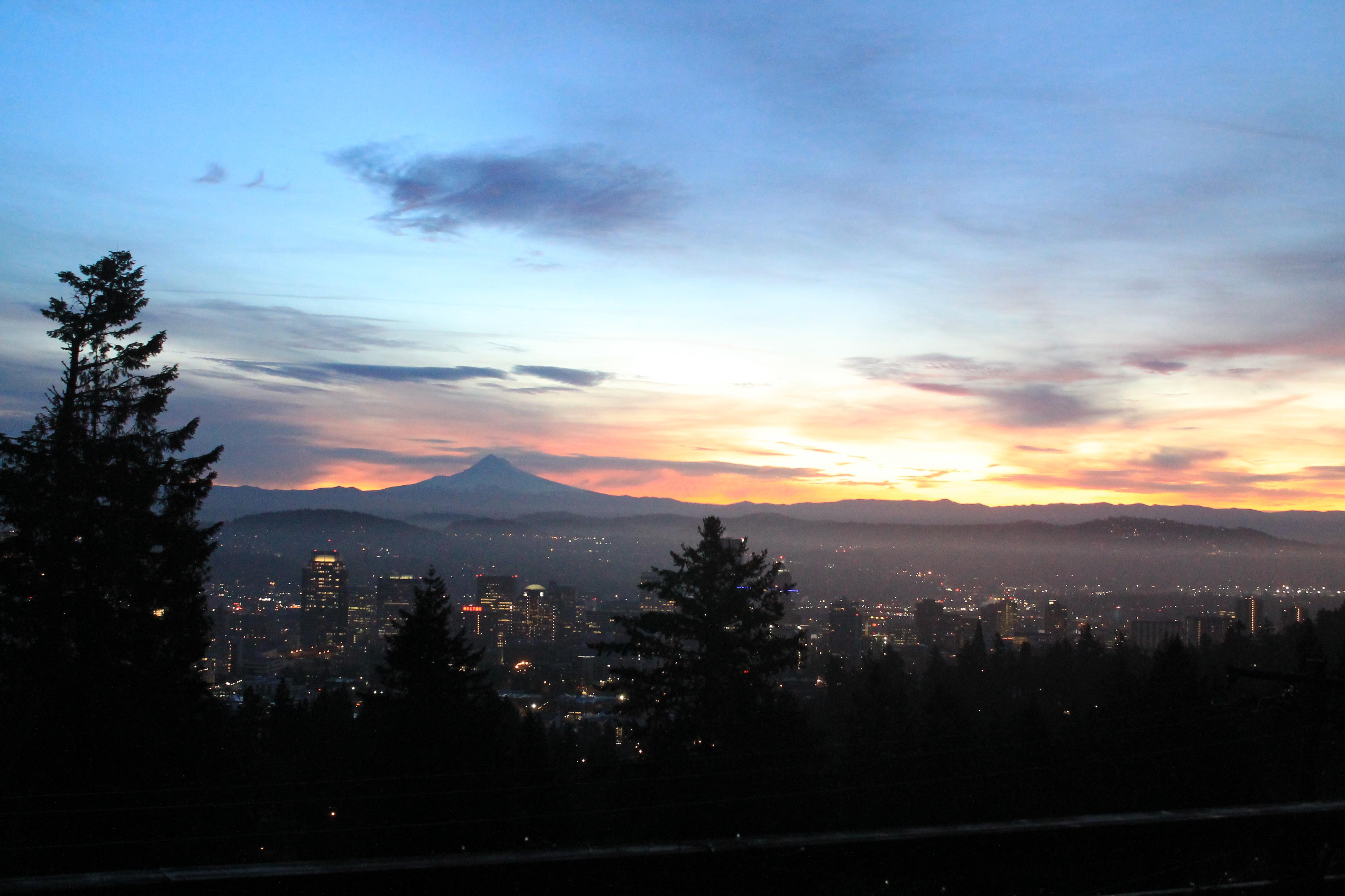 Portland Sunrise r/Portland
