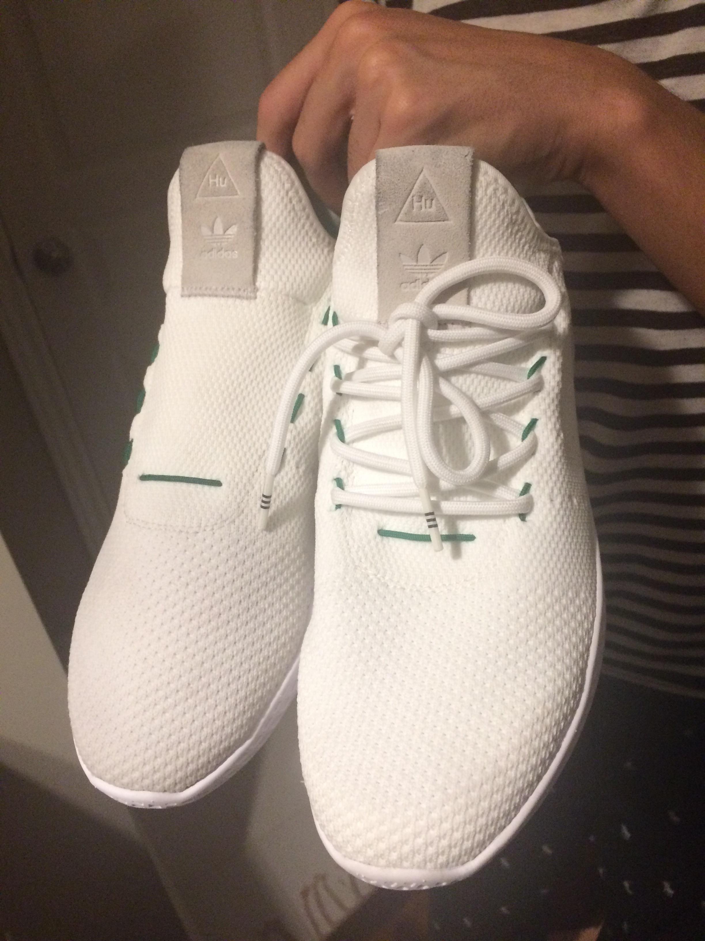 How can I clean white primeknit? (Right shoe) I tried cleaning it with
