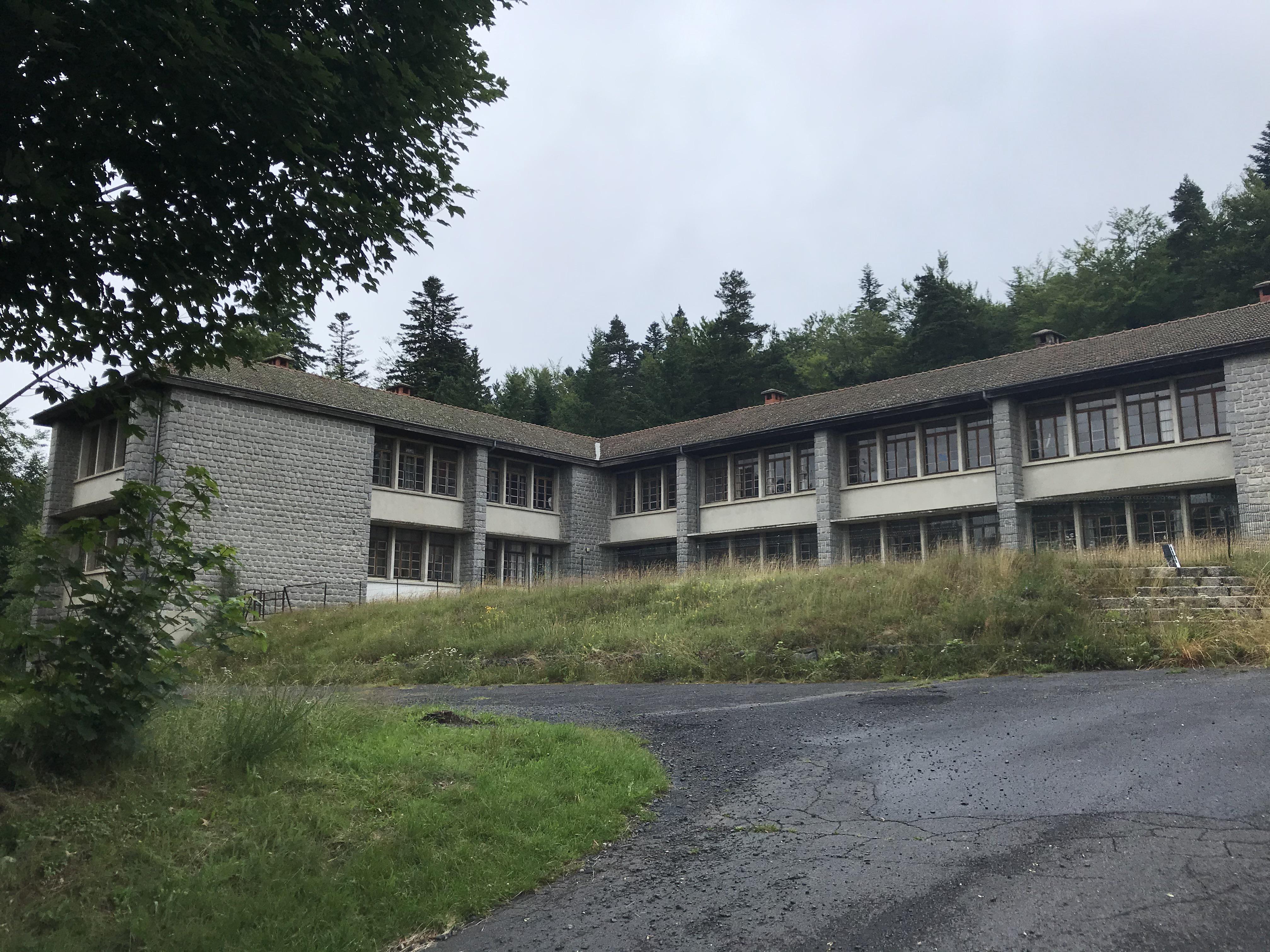 Deep inside the old Kmart headquarters Troy, MI urbanexploration