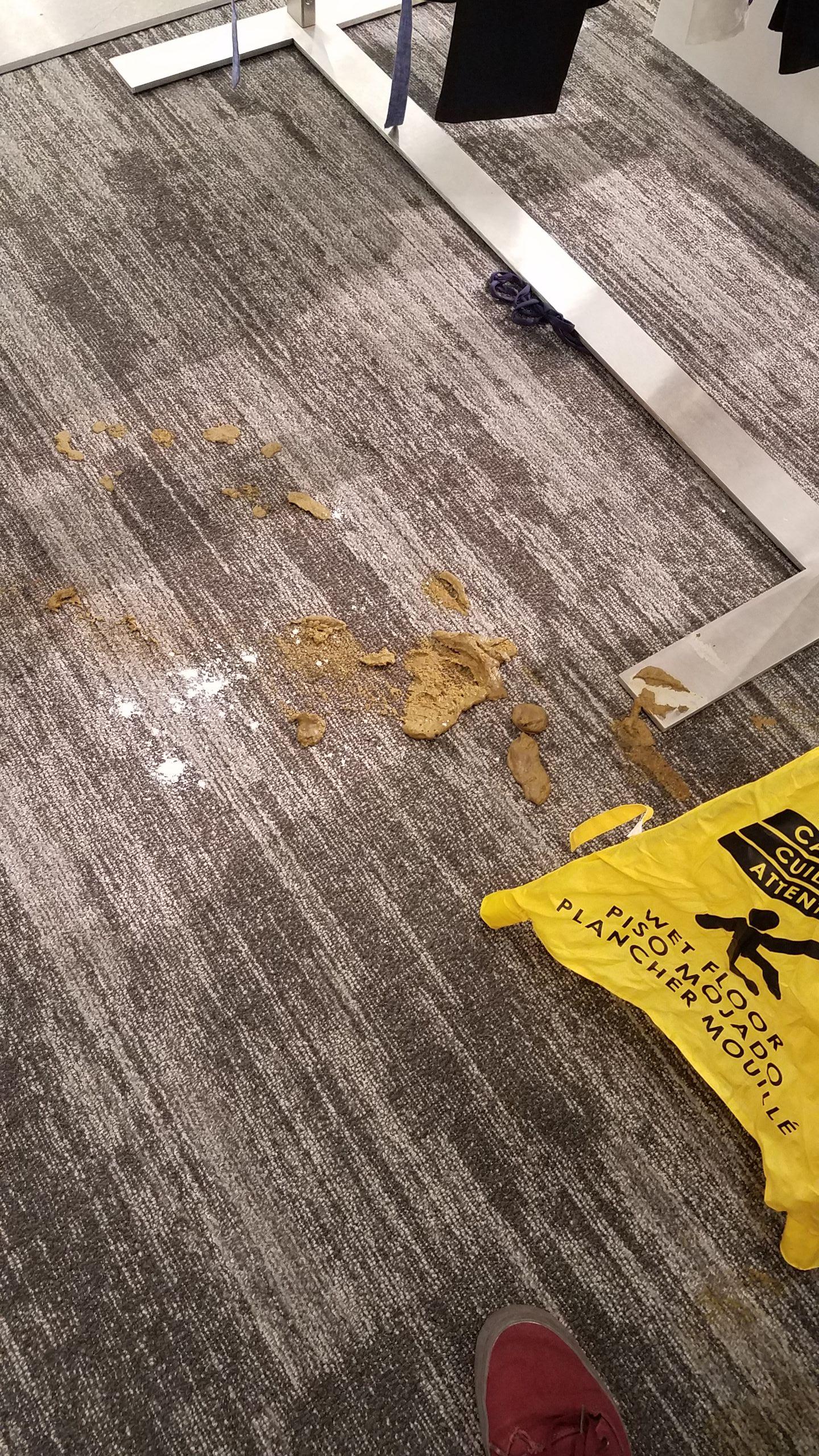 [NSFW] "Cart attendant, do you copy?" r/Target