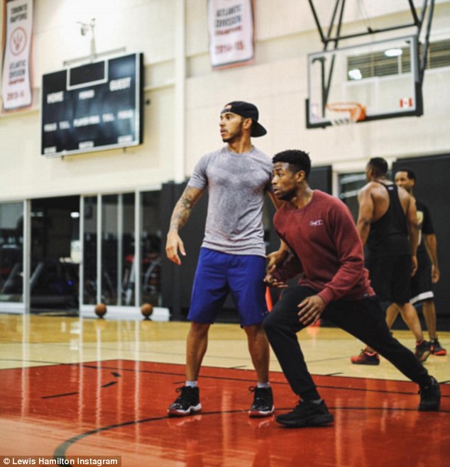 (Colorized) Hamilton not throwing away his shot r/formuladank