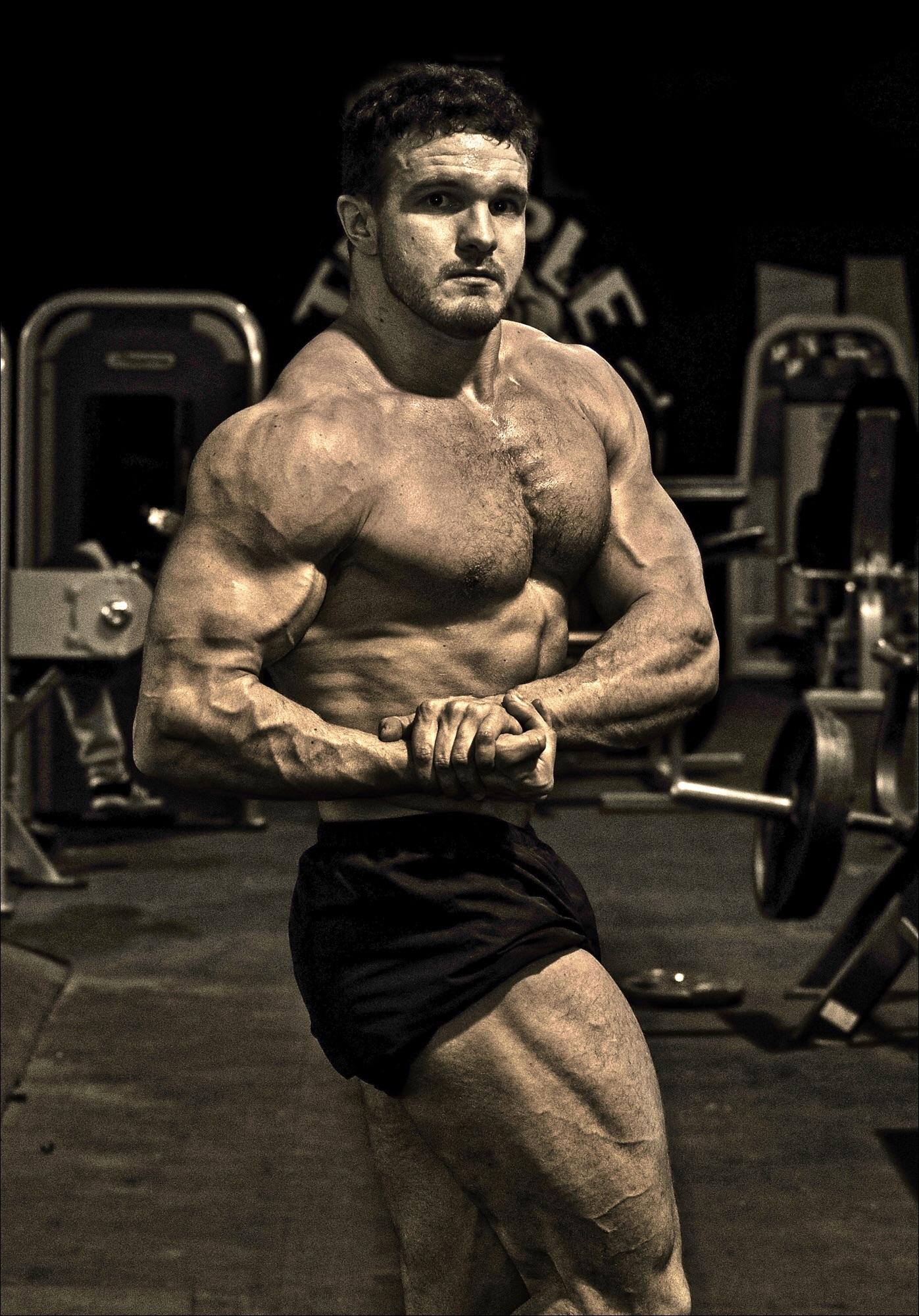 Offseason side chest 90kg r/bodybuilding