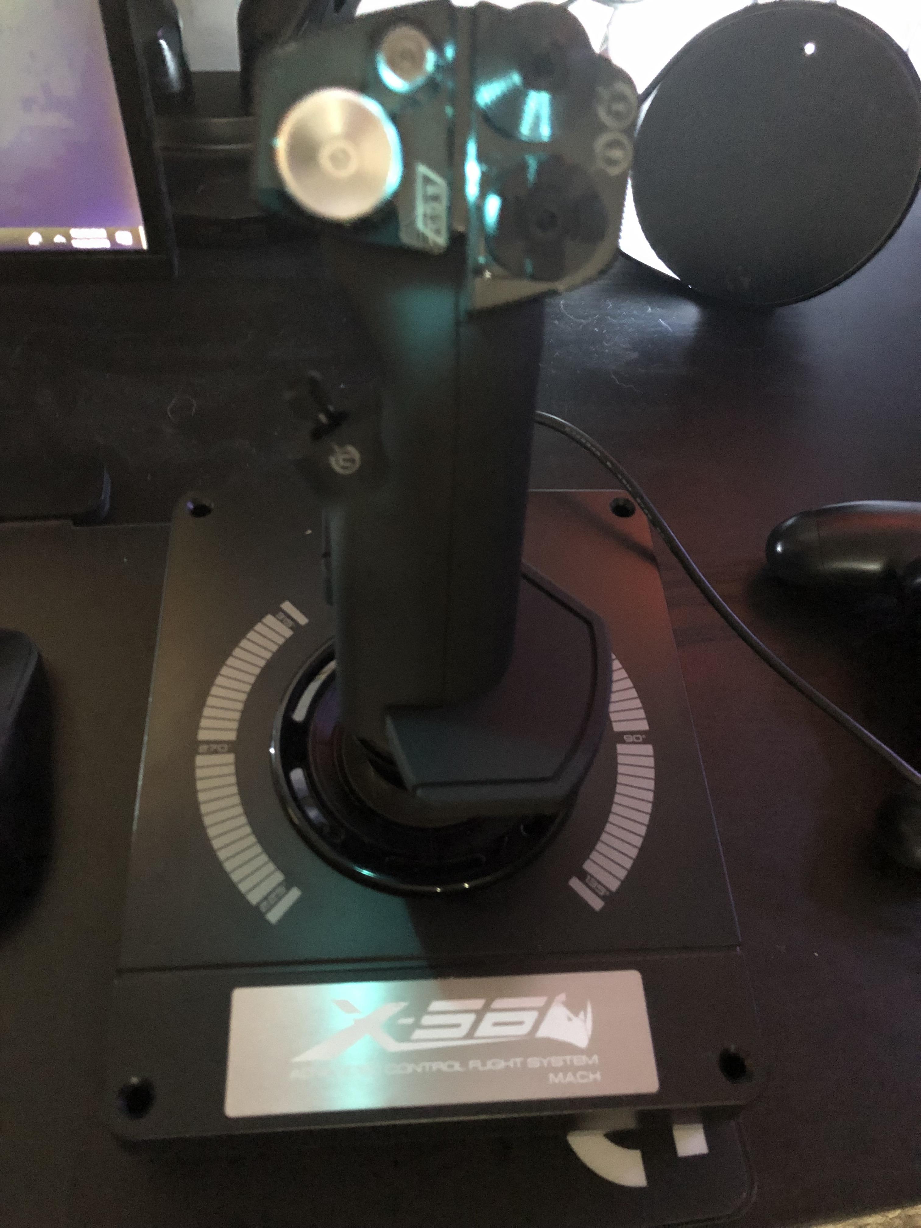 [Help] Isn’t the bottom of this Logitech X56 Stick supposed to light up