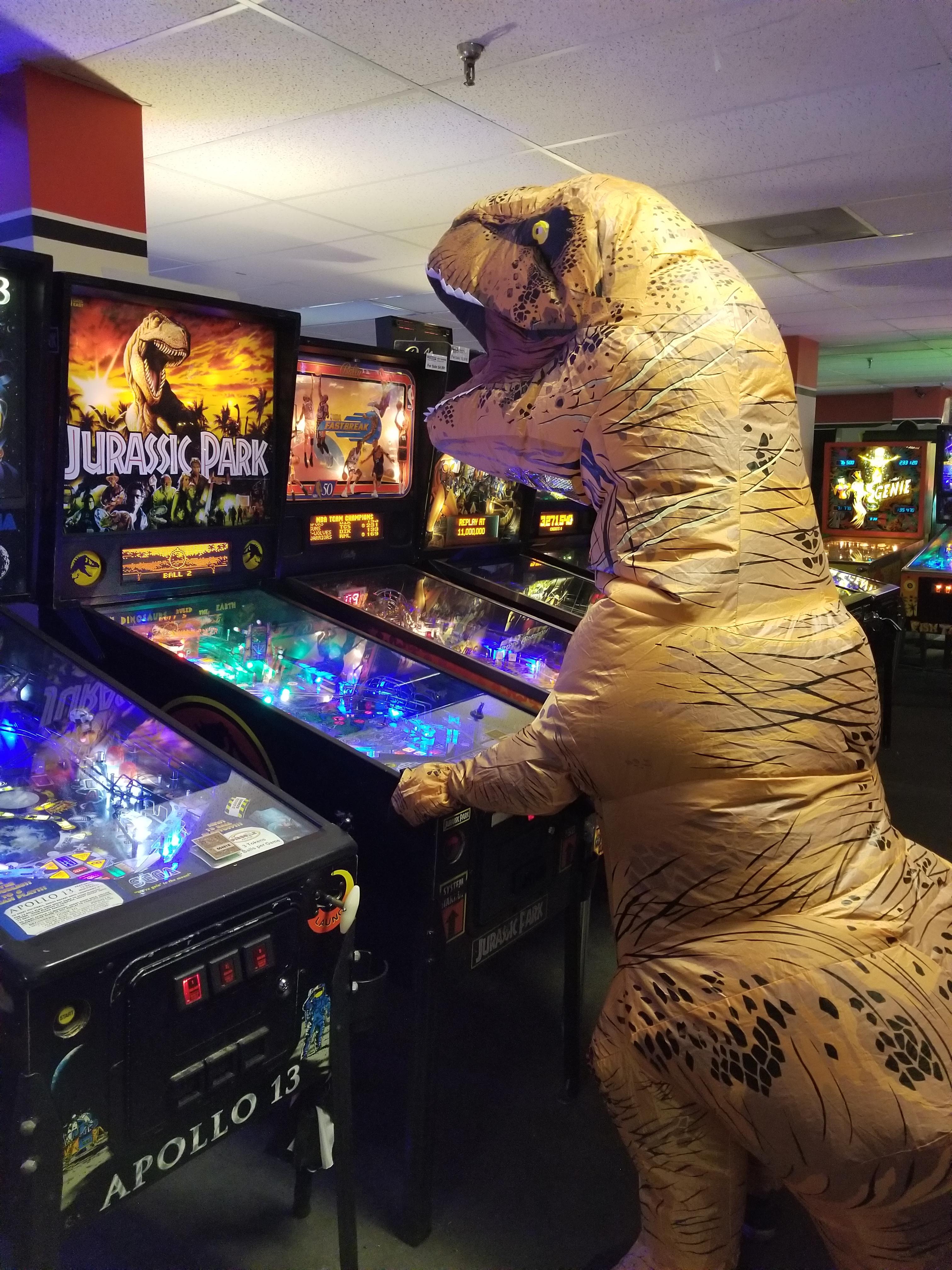 TRex playing Jurassic Park pinball r/pics