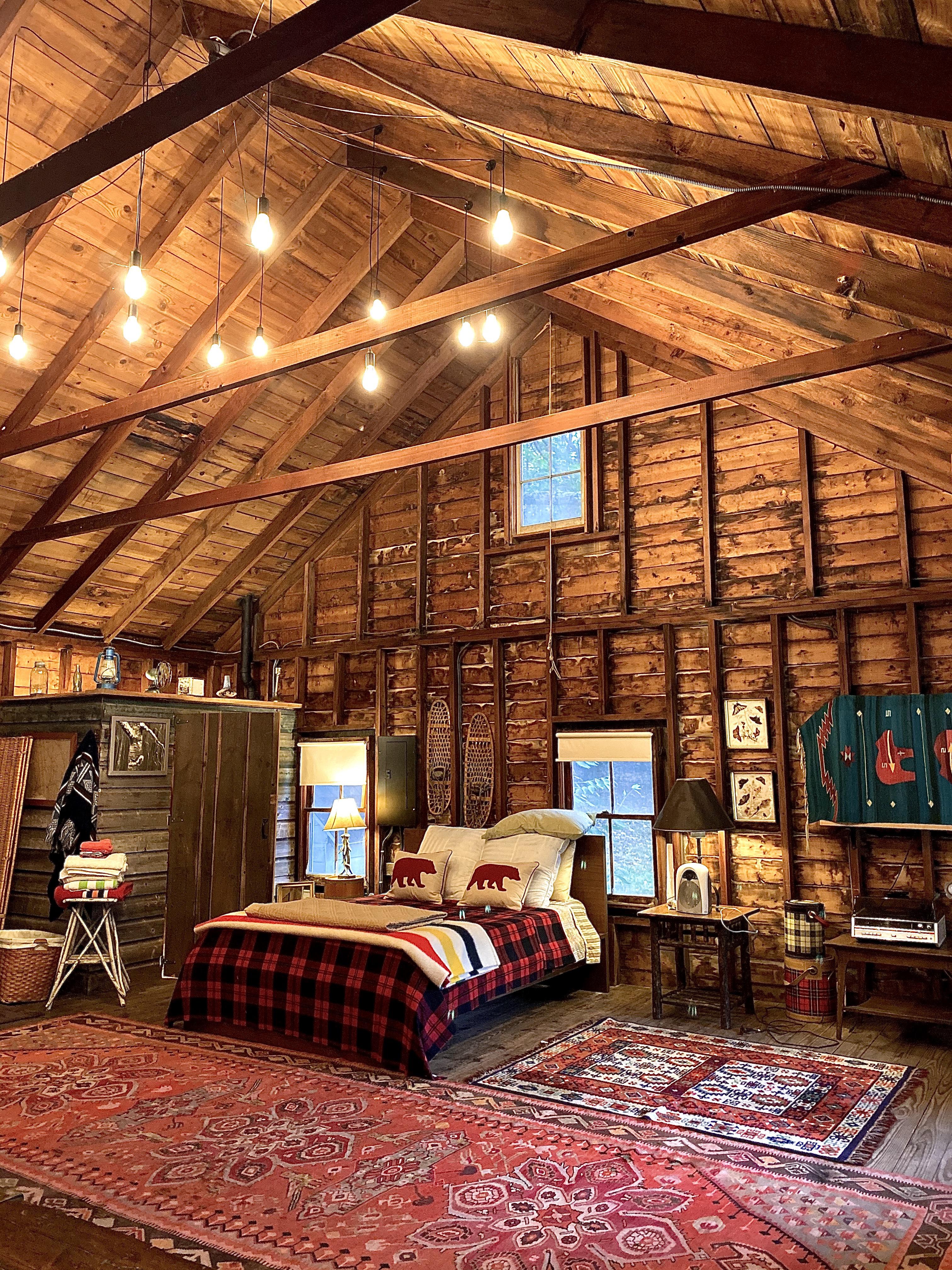 My AirB&B cabin in Woodstock, NY r/CozyPlaces