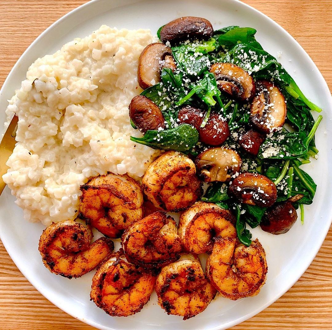 Spicy Garlic Shrimp + Creamy Cauliflower Rice Risotto + Spinach