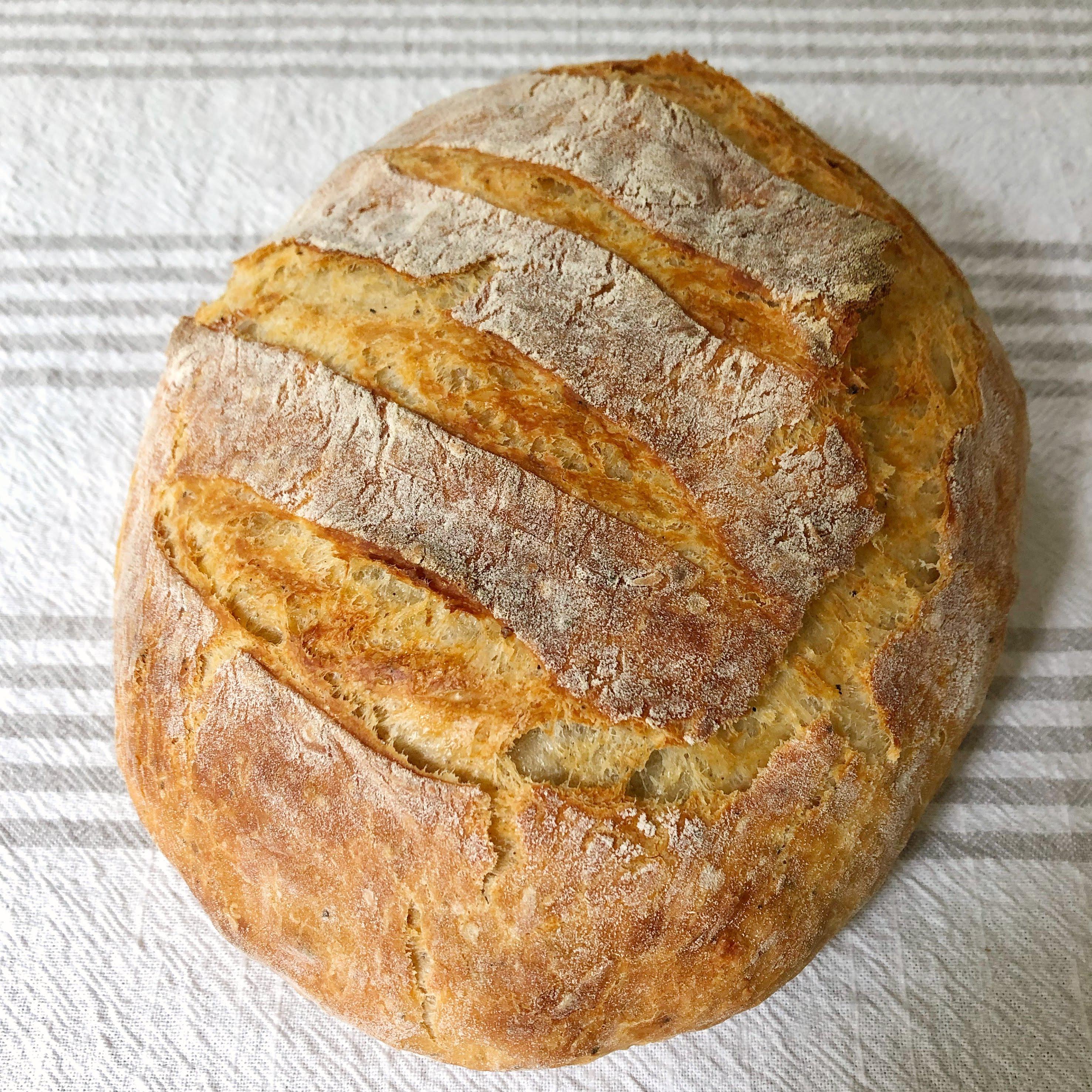 No Knead Parmesan and Black Pepper Bread recipes