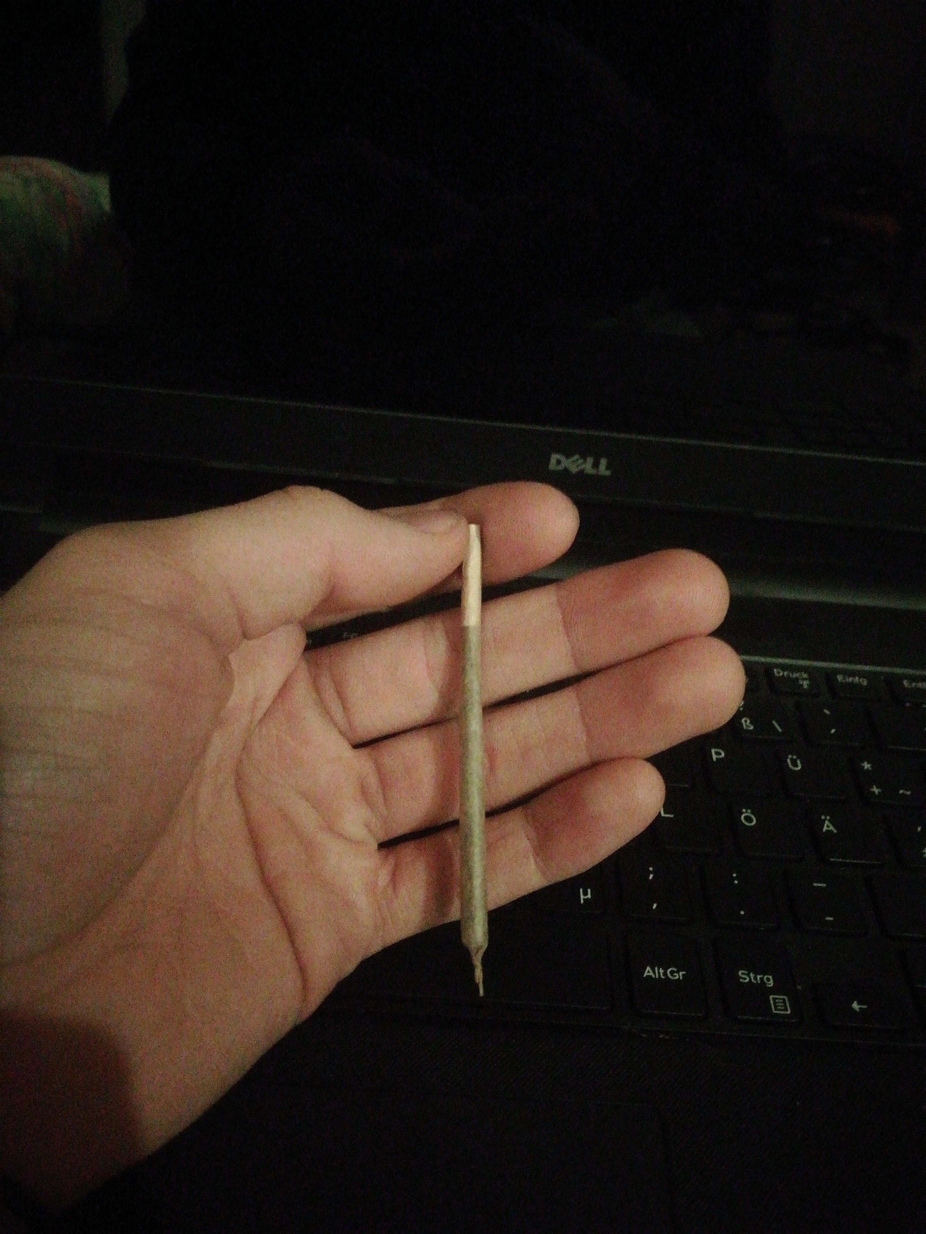 I propose a skinny joint rolling competition. No prerolling and