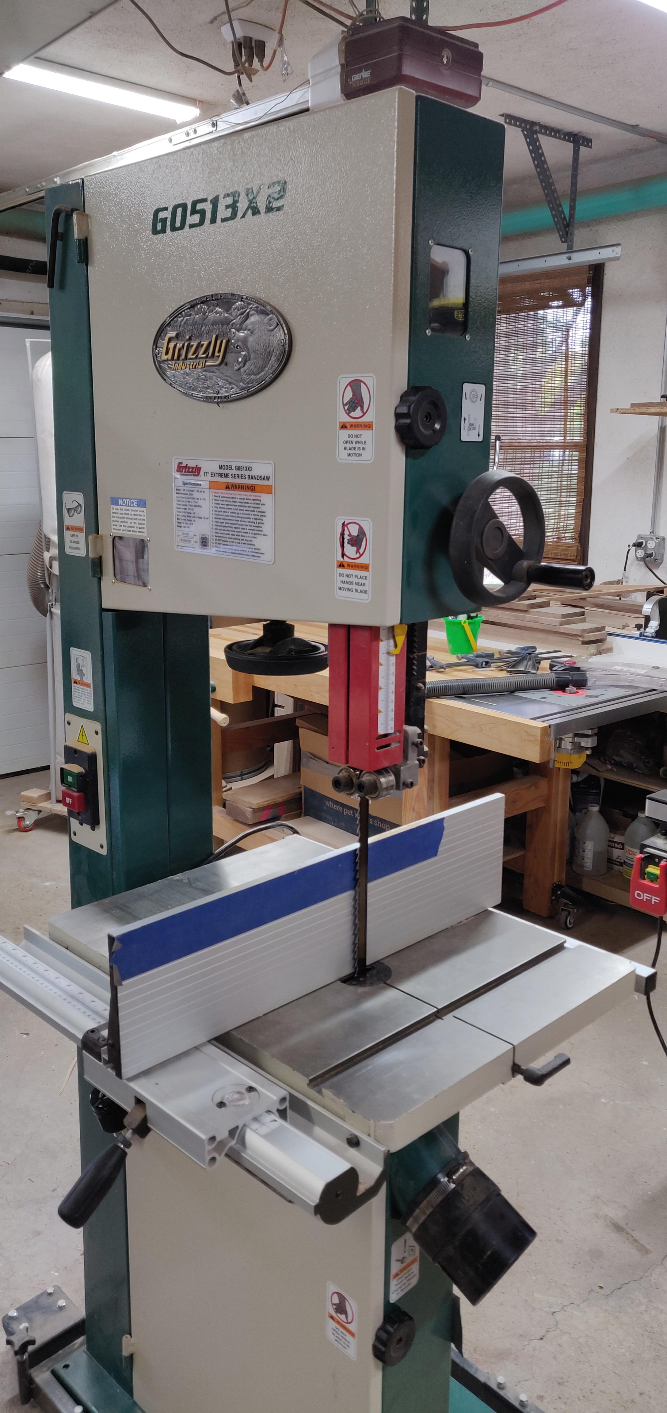 First time adjusting guide bearings and changing blade on my bandsaw