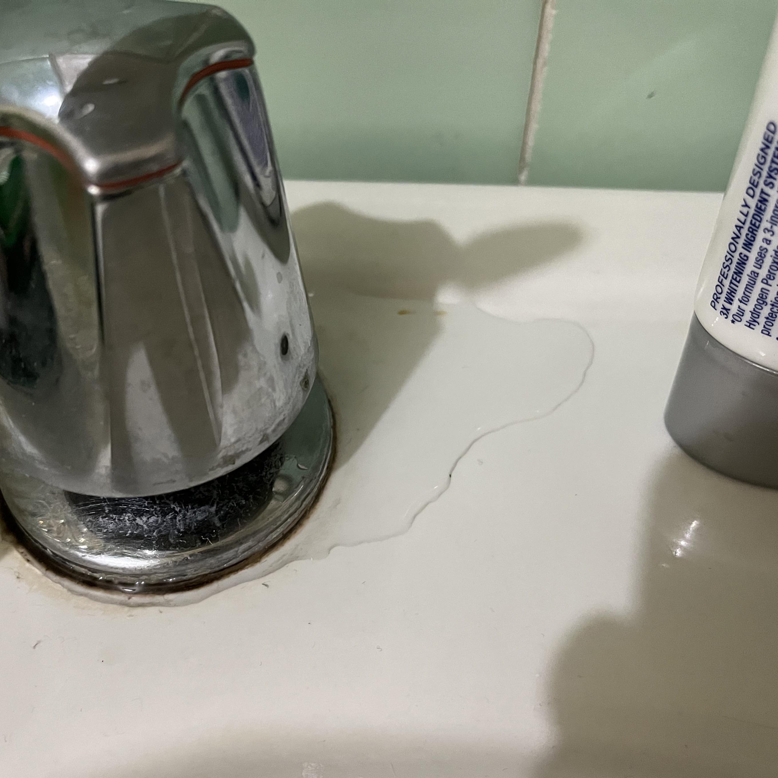 Bathroom Sink leaks from the handles / knobs r/Plumbing