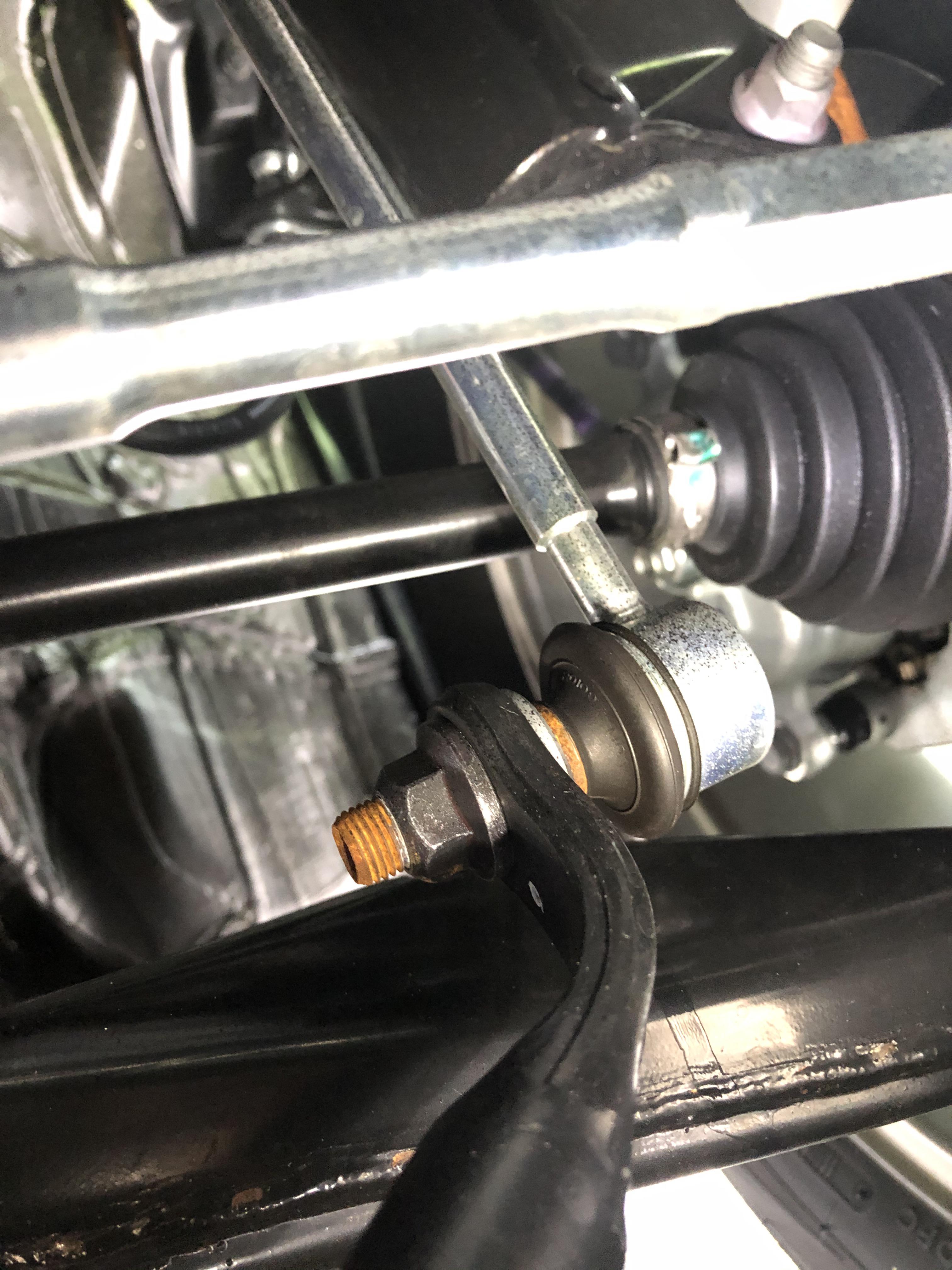 Anyone else have early corrosion on front sway bar end link threads