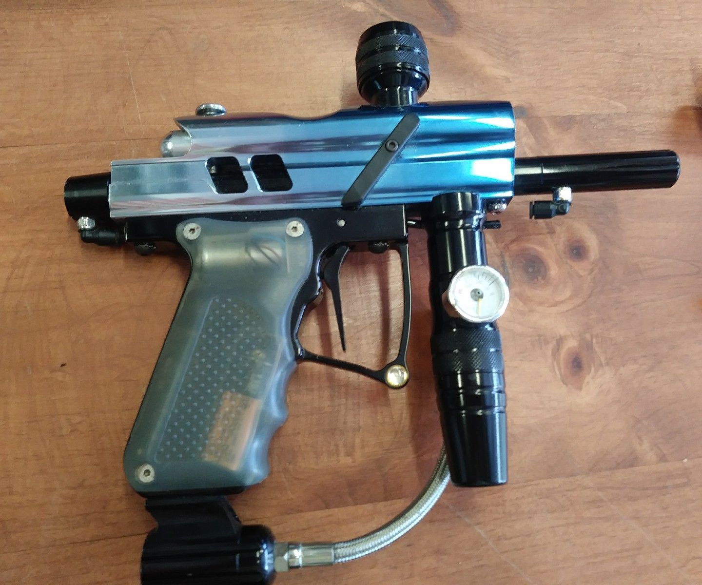 Can anyone help me identify this paintball gun? r/paintball