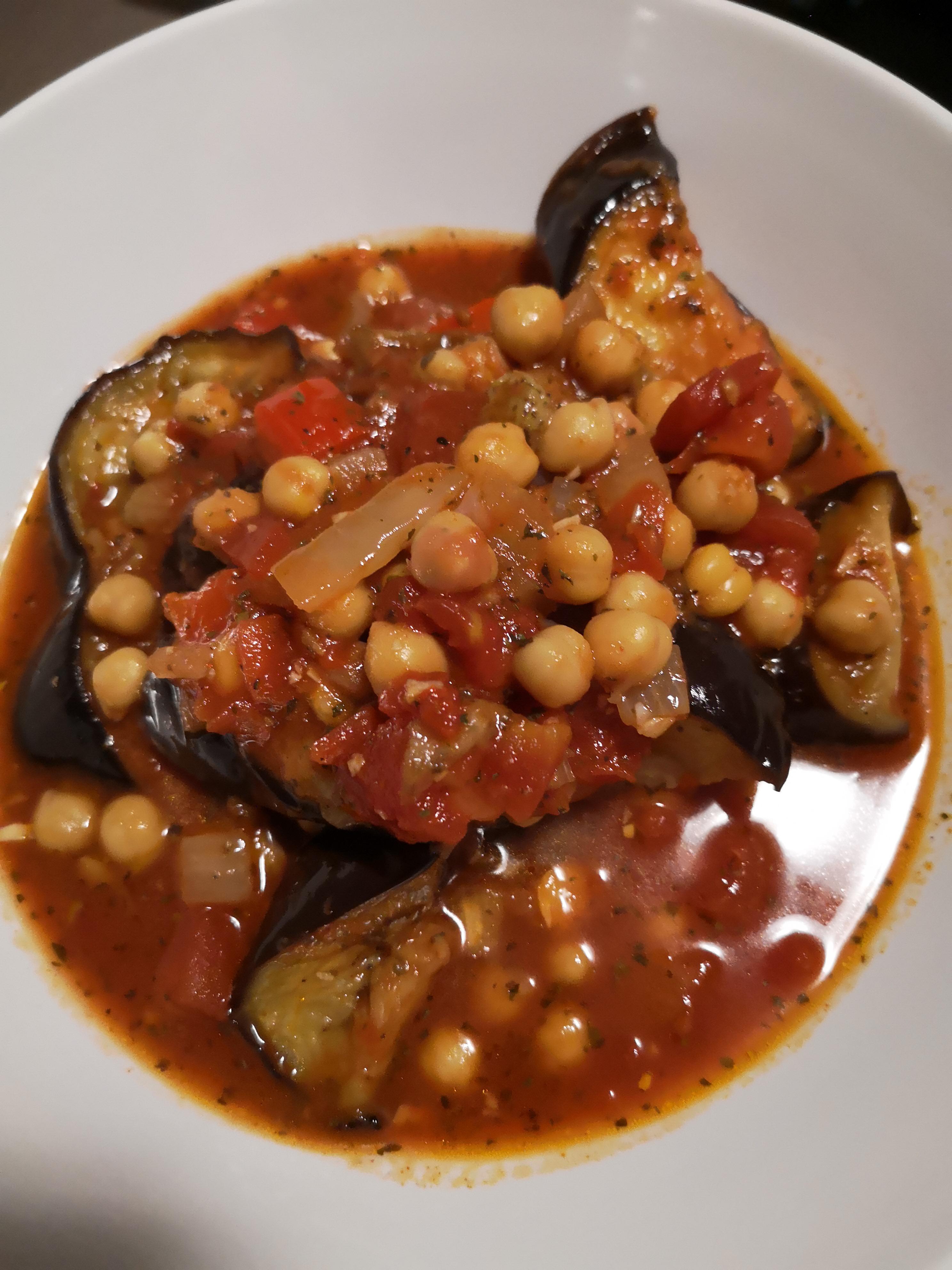 Maghmour! (Also known as Lebanese moussaka) VeganFoodPorn