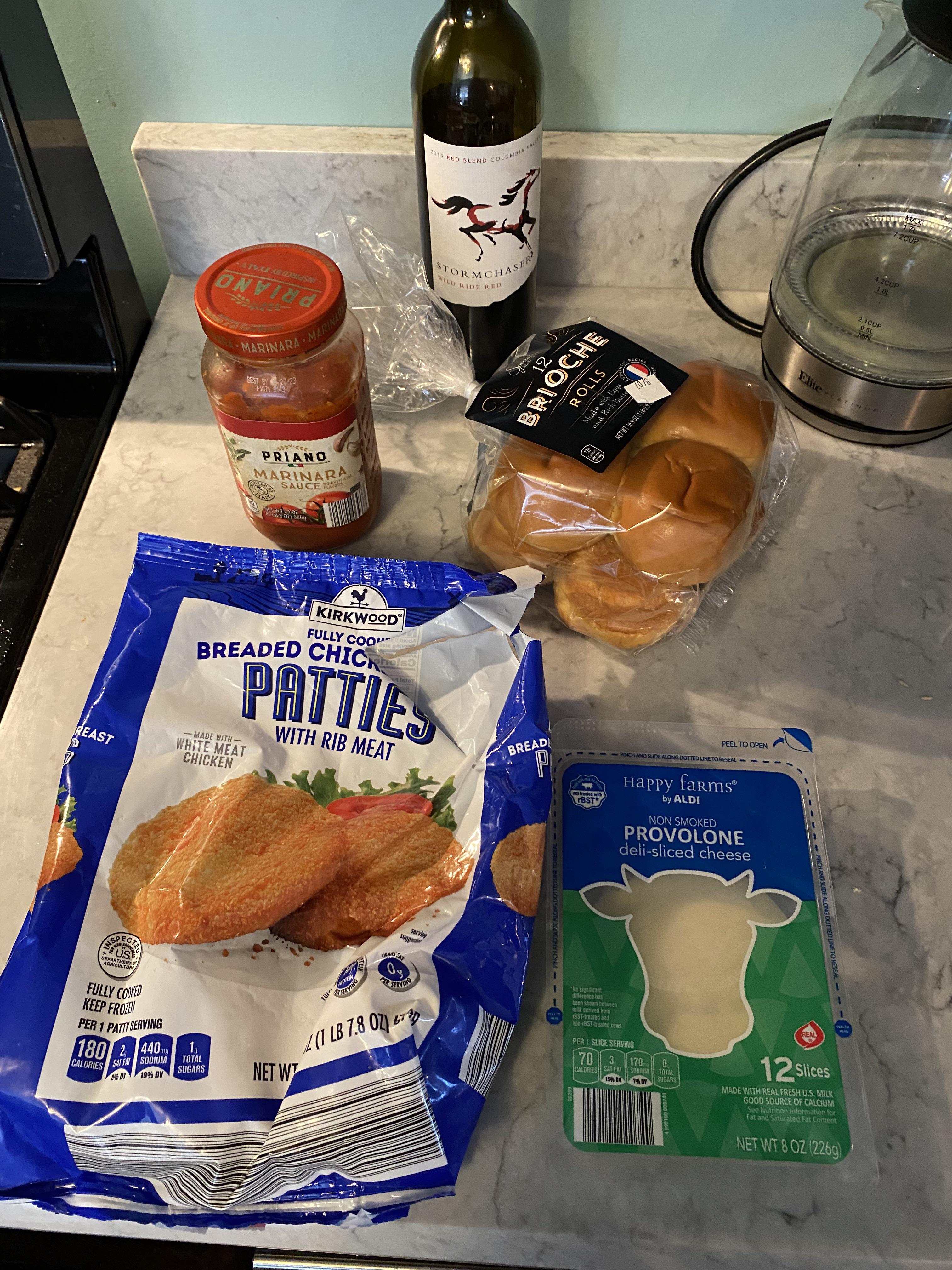 10 minute "chicken parm" sandwiches so good thanks Aldi! r/aldi