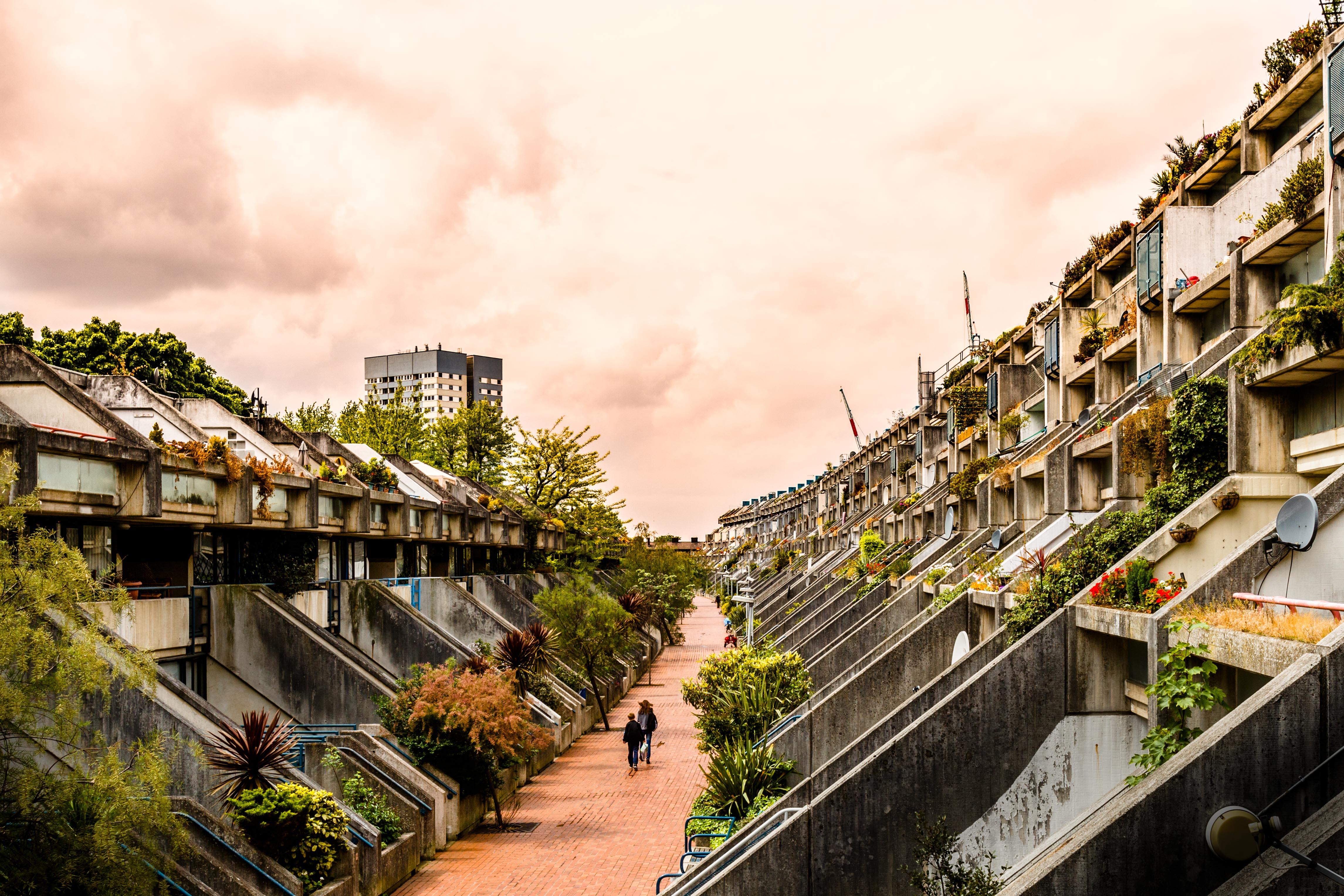 Alexandria Road Estates [4582x3055][OC] r/ArchitecturePorn