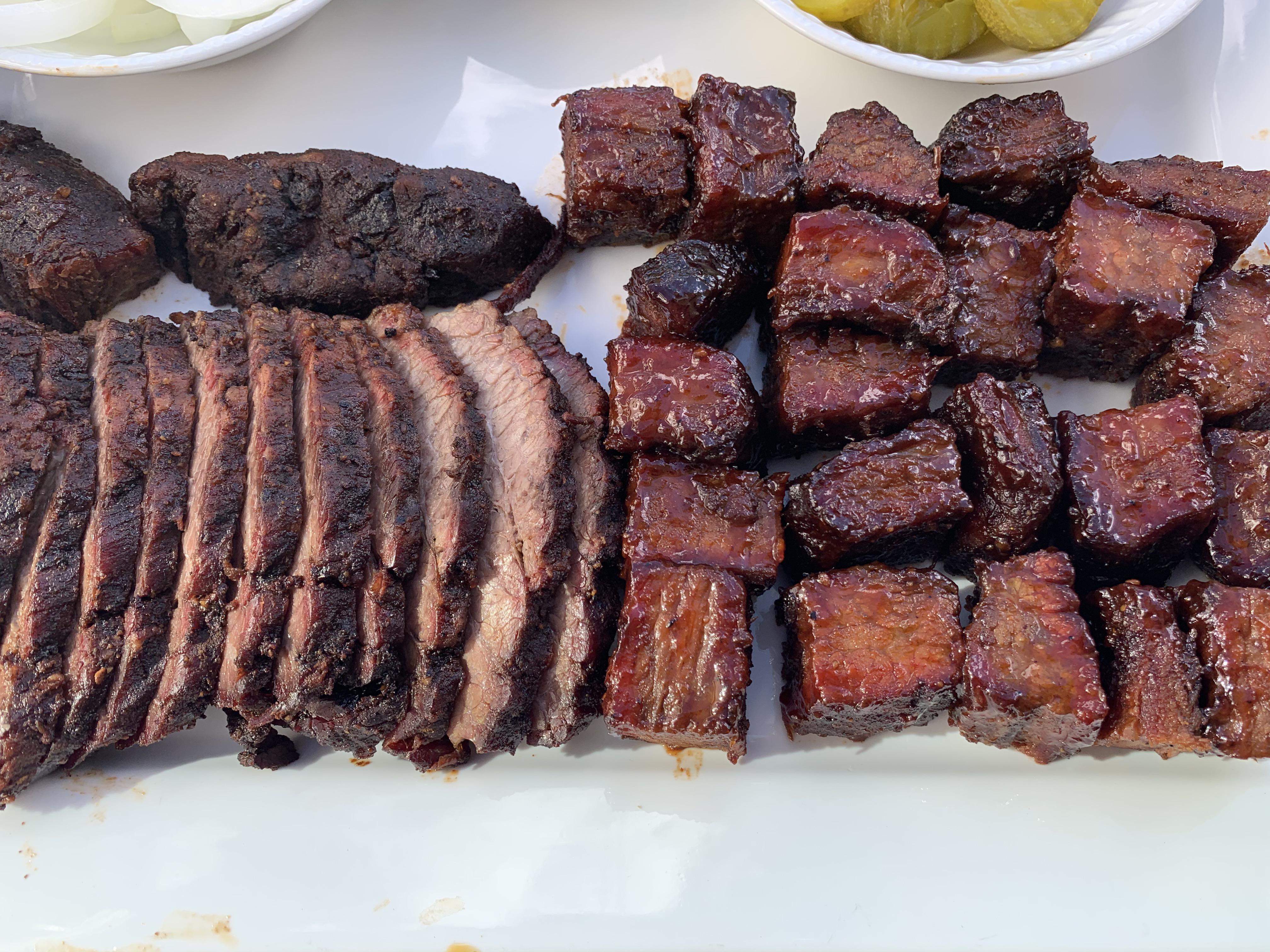Brisket point slices and burnt ends r/Traeger