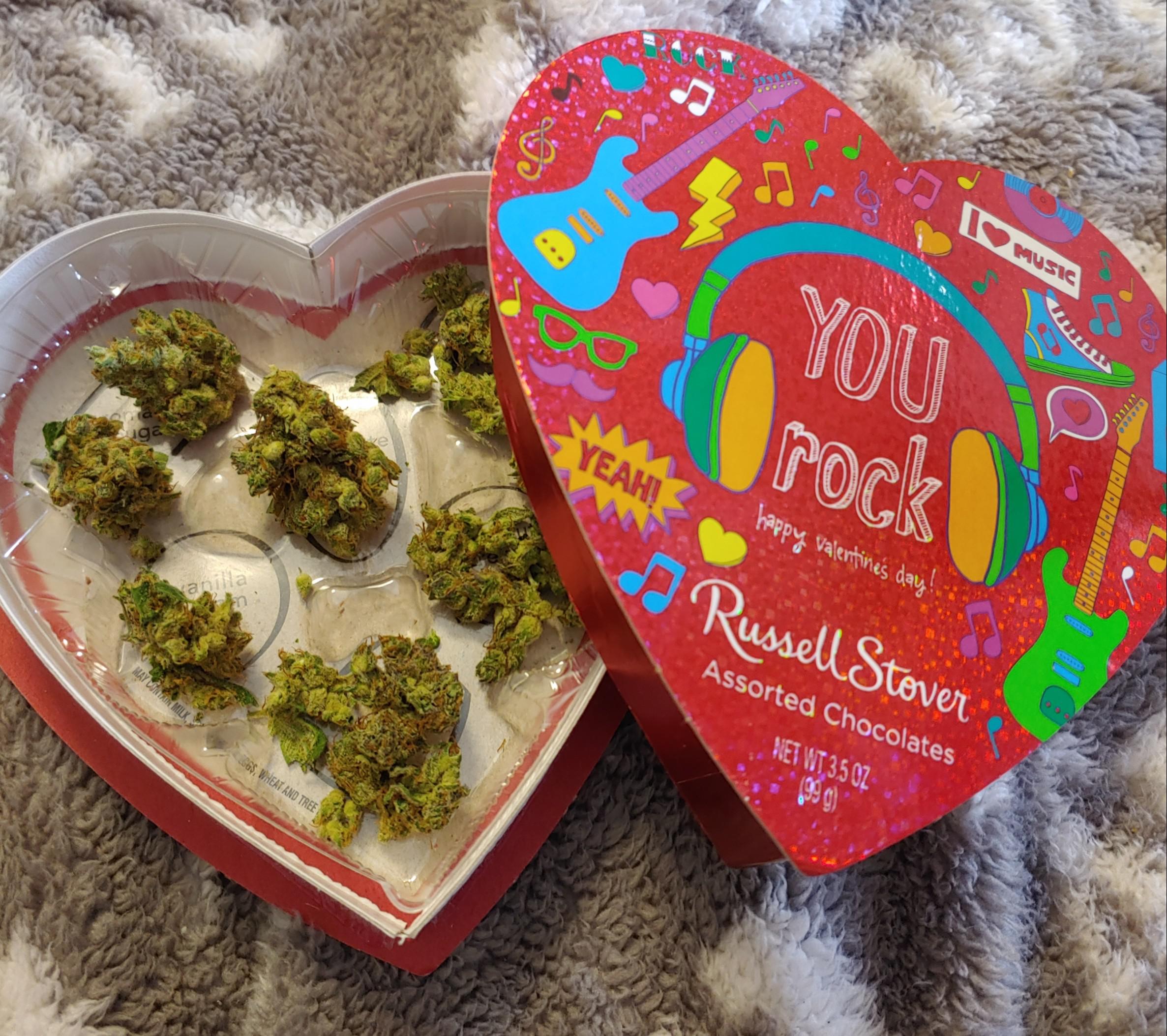 Weed Related Valentines Day Gifts Valentine's day is upon us?