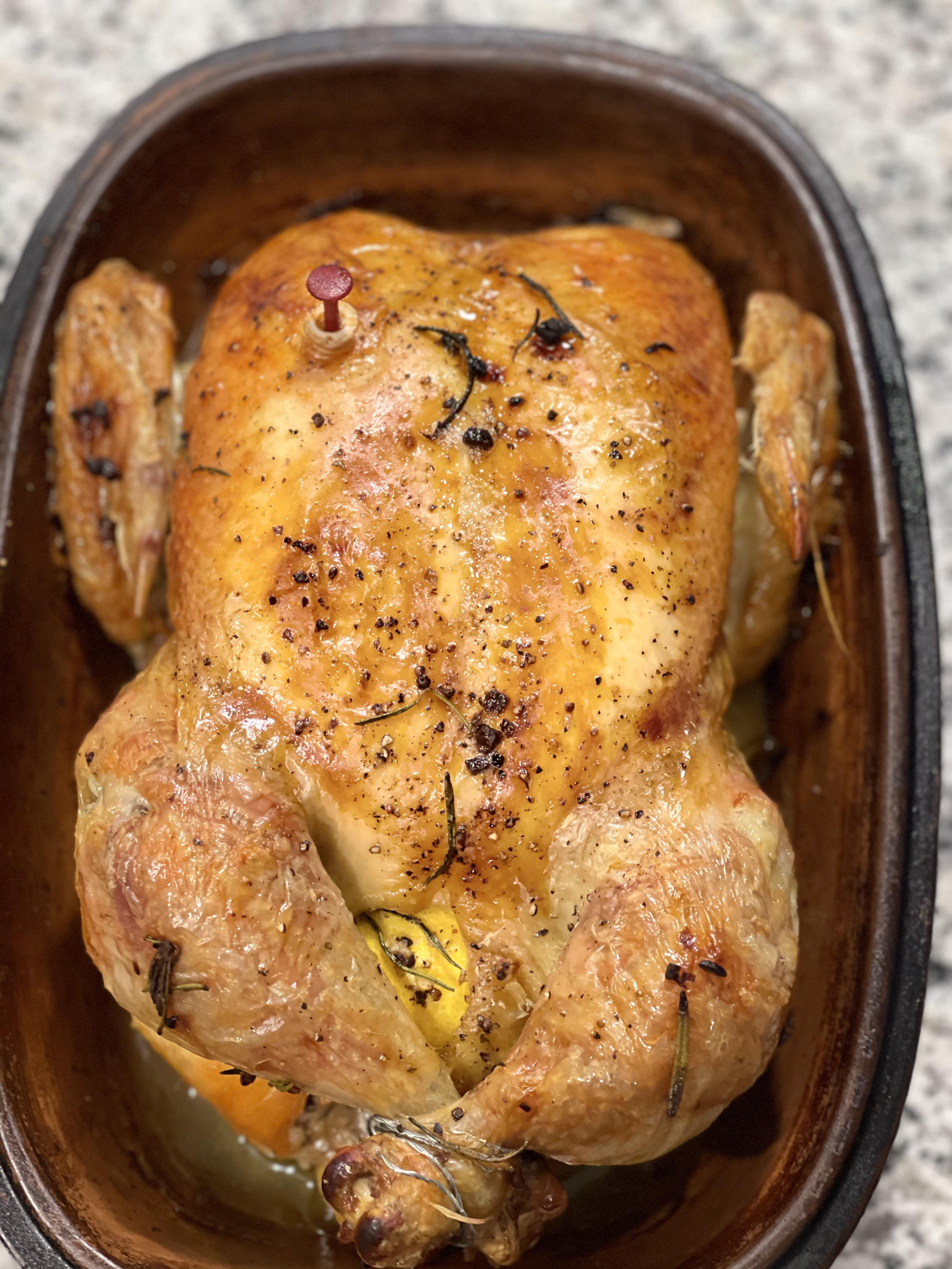 Grandma makes the best roasted chicken for dinner. r/FoodPorn