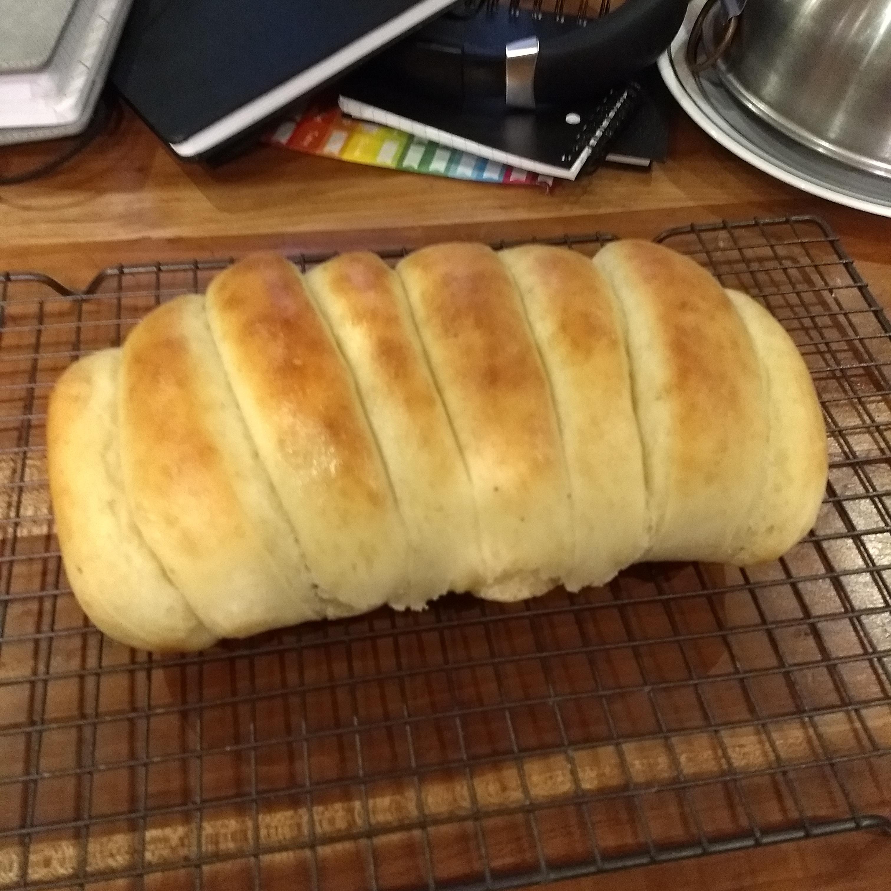 [I made] Japanese banana bread. It's like a banana brioche r/FoodPorn
