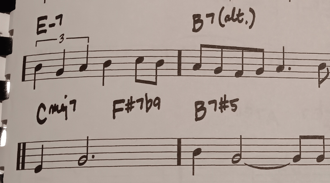What does the B7(alt.) indicate? Is there a specific inversion of B7