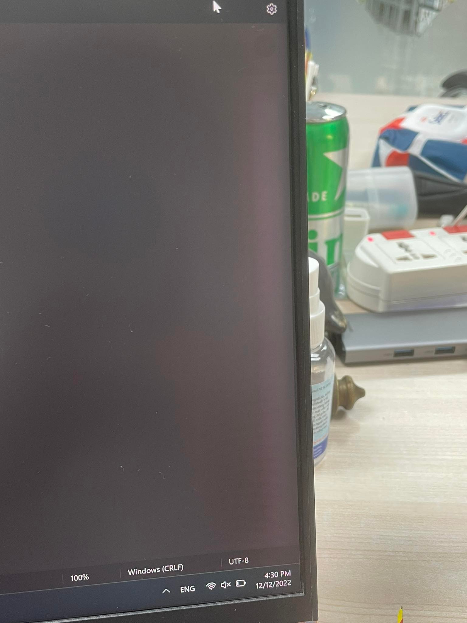 Purple line on my monitor, is there any way I can fix it? Or should I