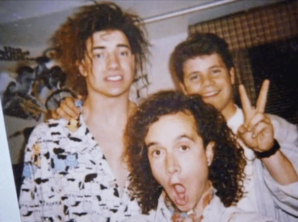 1992 Brendan Fraser, Pauly Shore, Sean Astin Weezing the juuuuuice, buddy Images