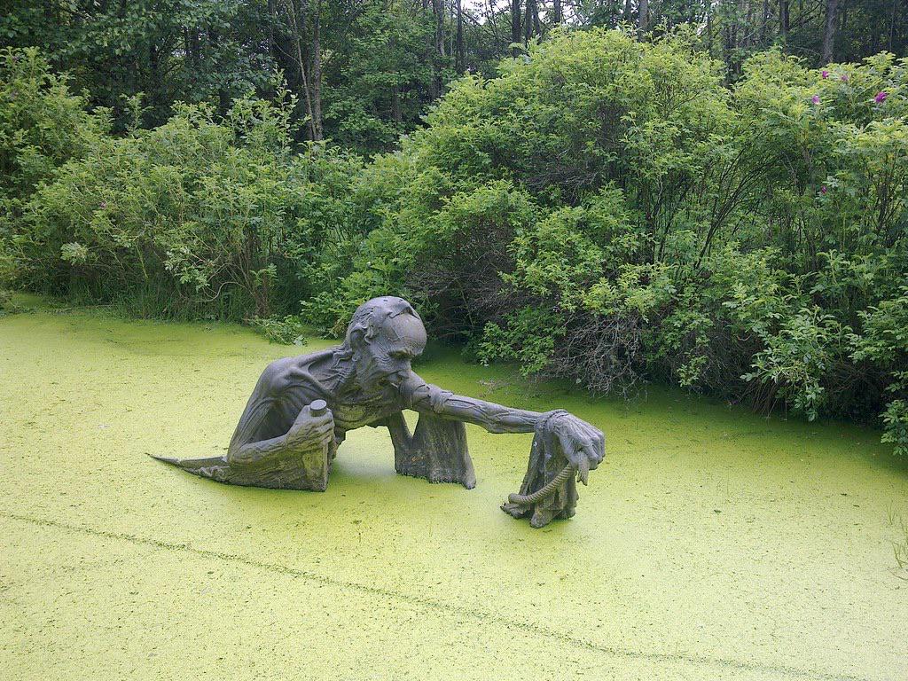 Victor’s Way India Sculpture Park; Wicklow, Ireland r/submechanophobia