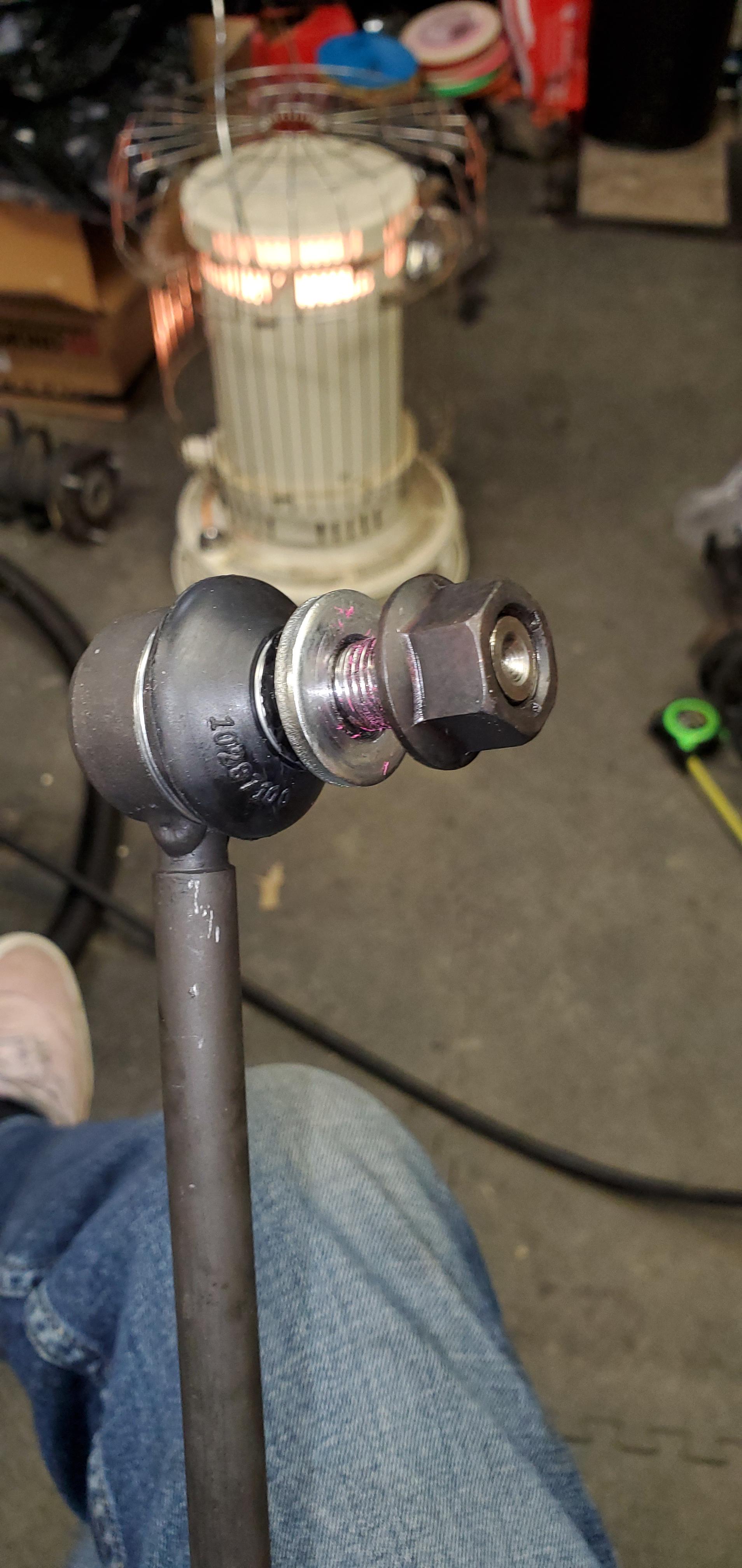 Any tips to tighten this sway bar link down? Doesn't have anything to