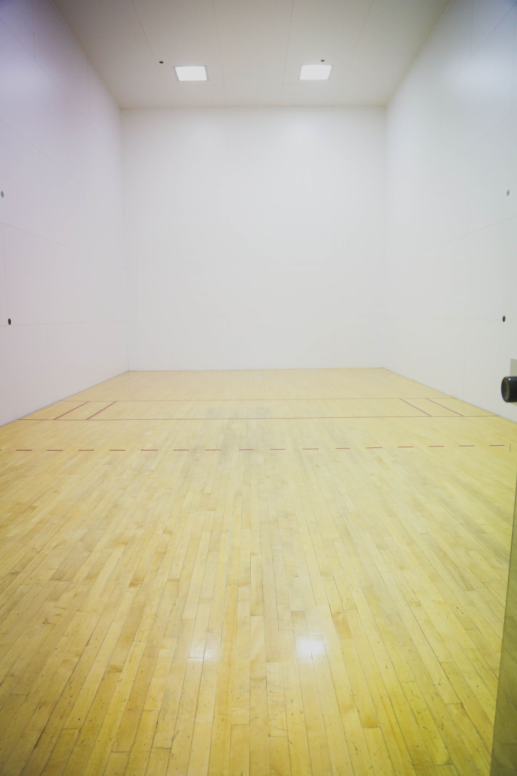 Racquetball Court r/LiminalSpace